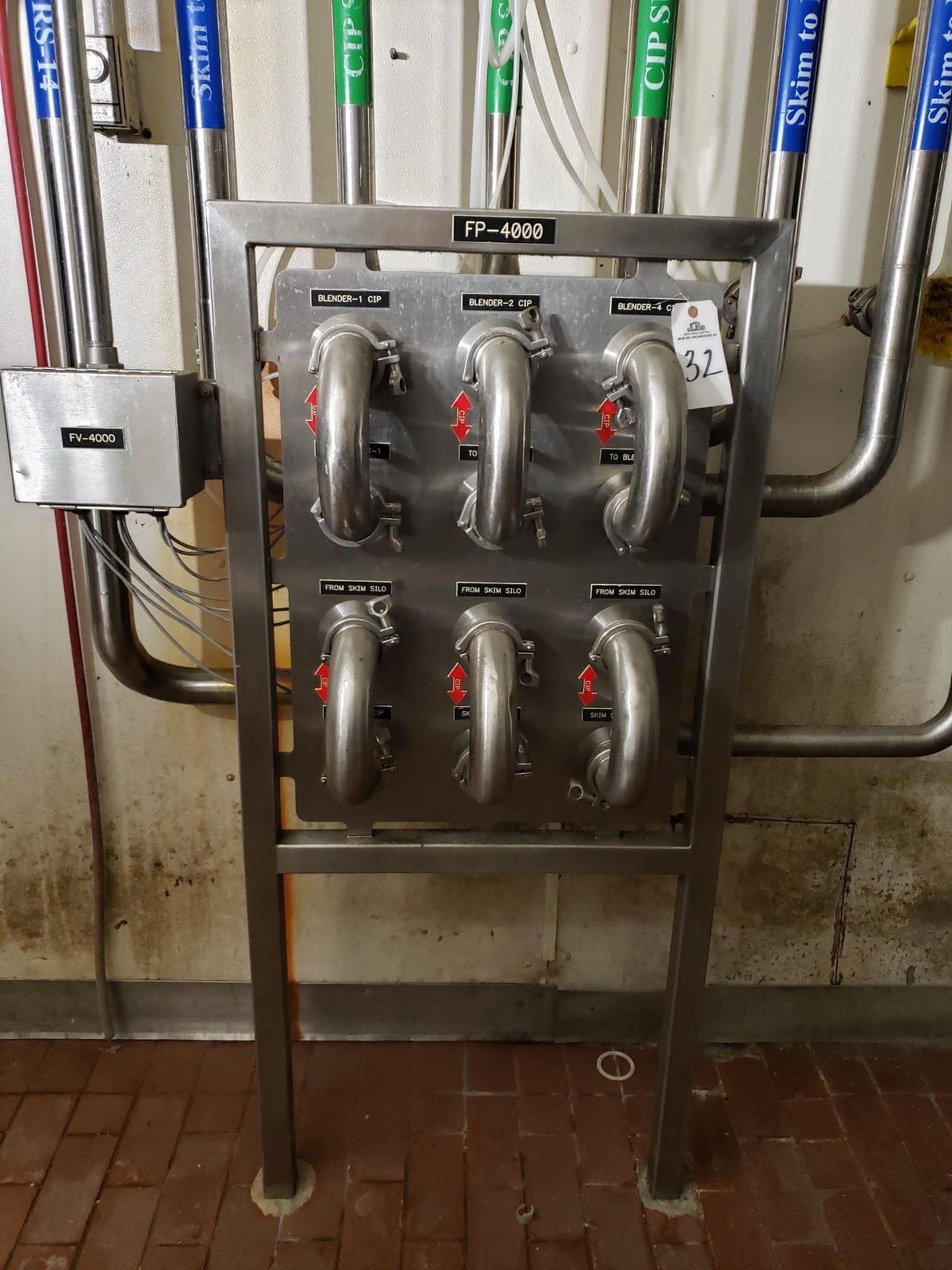 Stainless Steel Flow Fitting Manifold | Rig Fee: $200