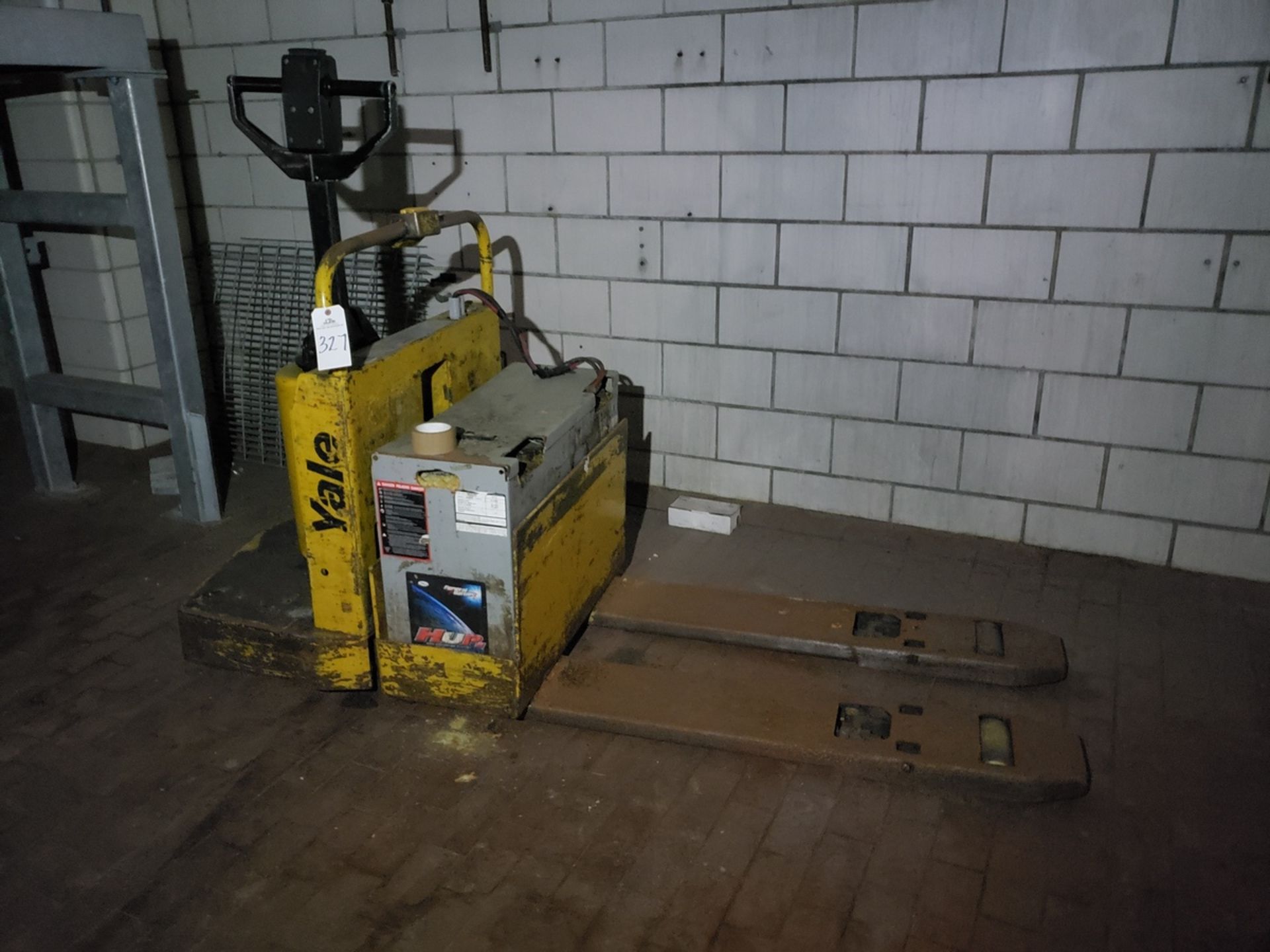 Yale Electric Pallet Jack, 6000 lbs. Cap., 24 Volt, M# MPE060LCN24T2748, S/N A80 | Rig Fee: $125