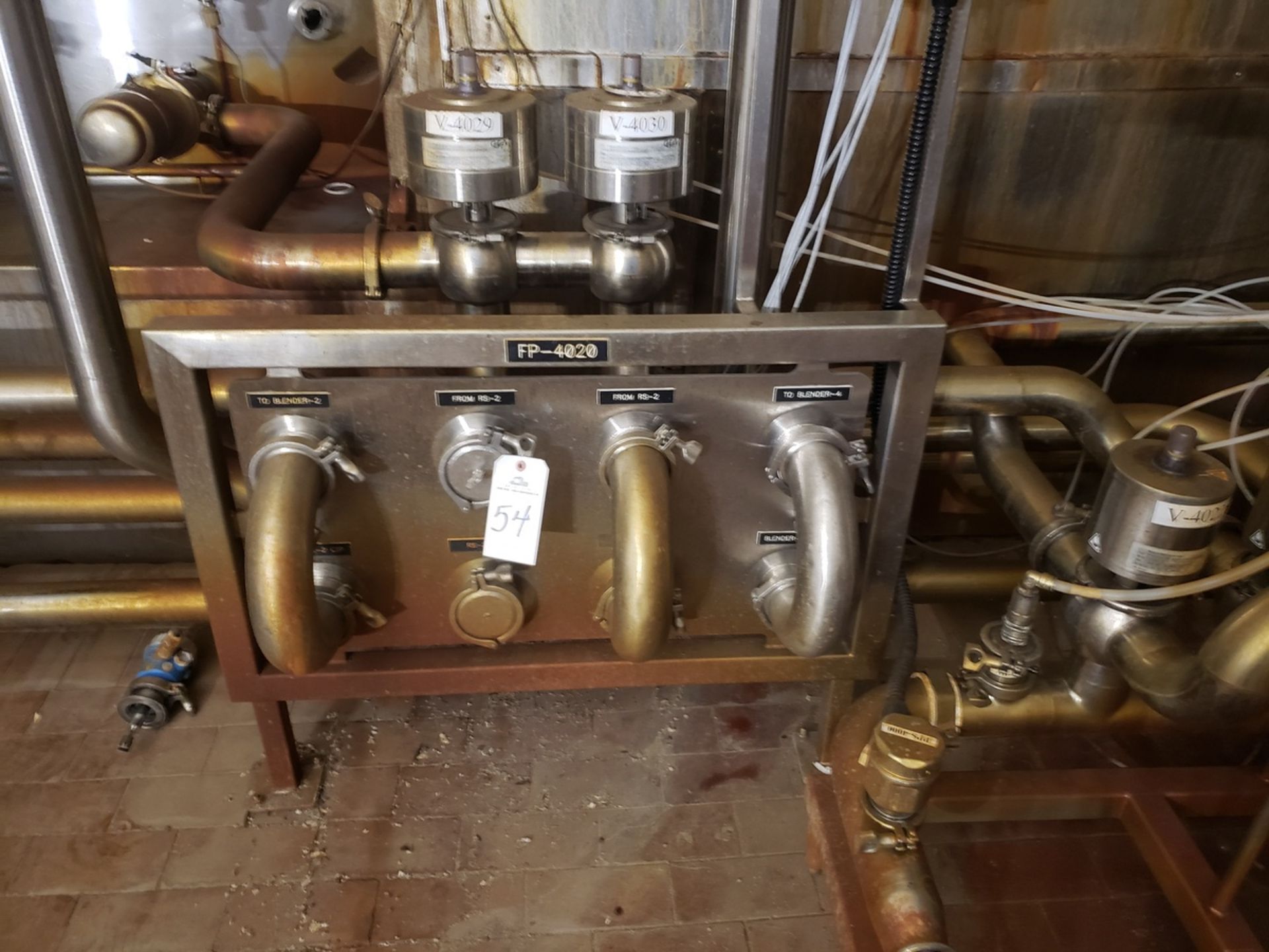 Stainless Steel Flow Fitting Manifold, W/ Valves | Rig Fee: $150