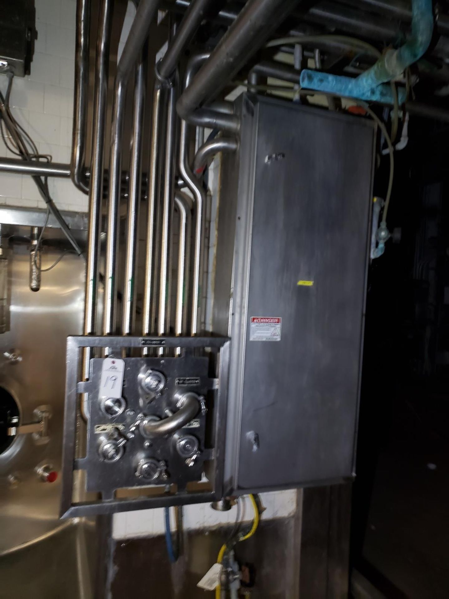 Stainless Steel Flow Fitting Manifold, W/ Control Cabinet | Rig Fee: $300