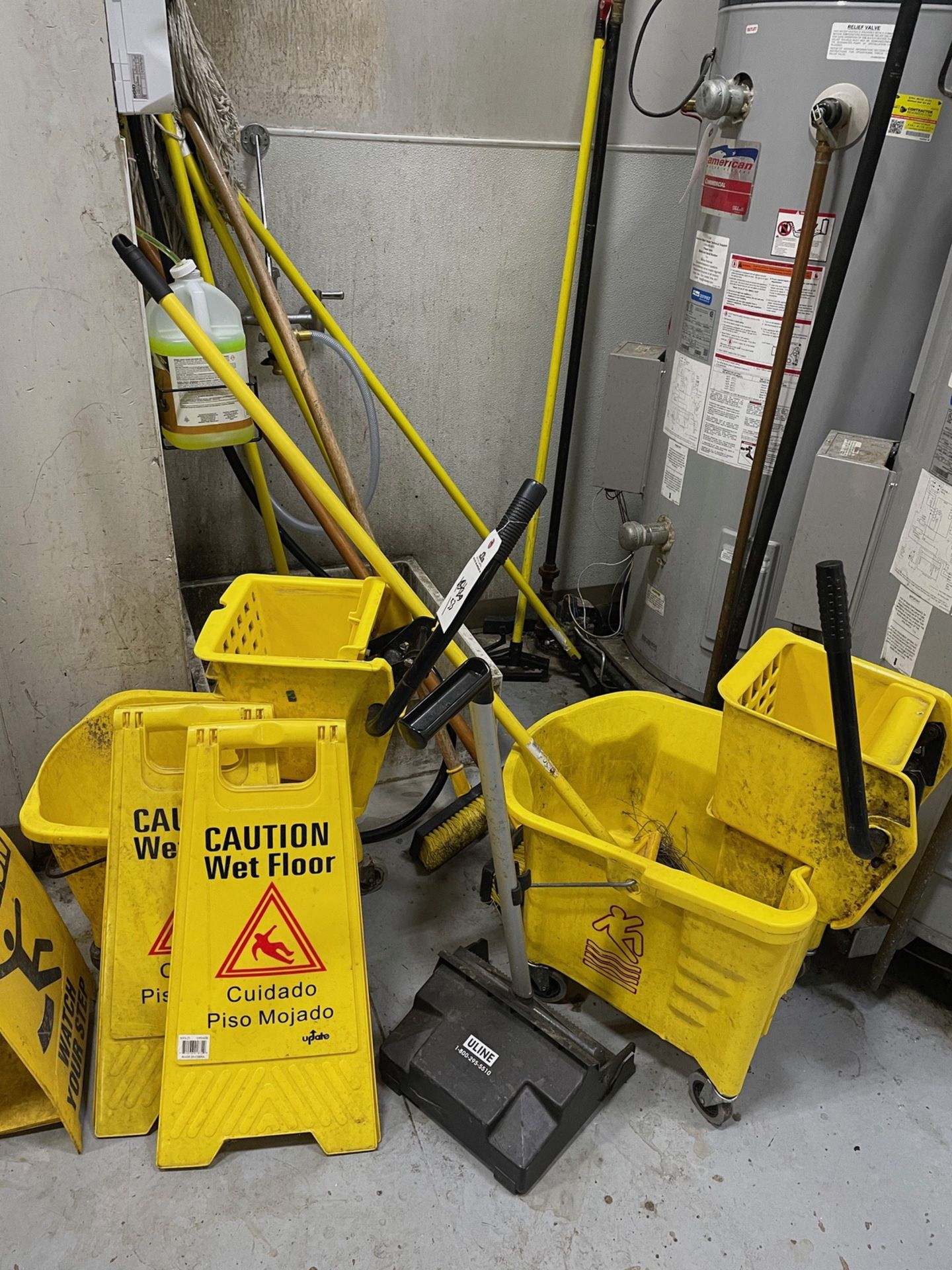 Metro Rack and Sanitary Contents, Mob Buckets, Mops | Rig Fee: $50 - Image 2 of 2