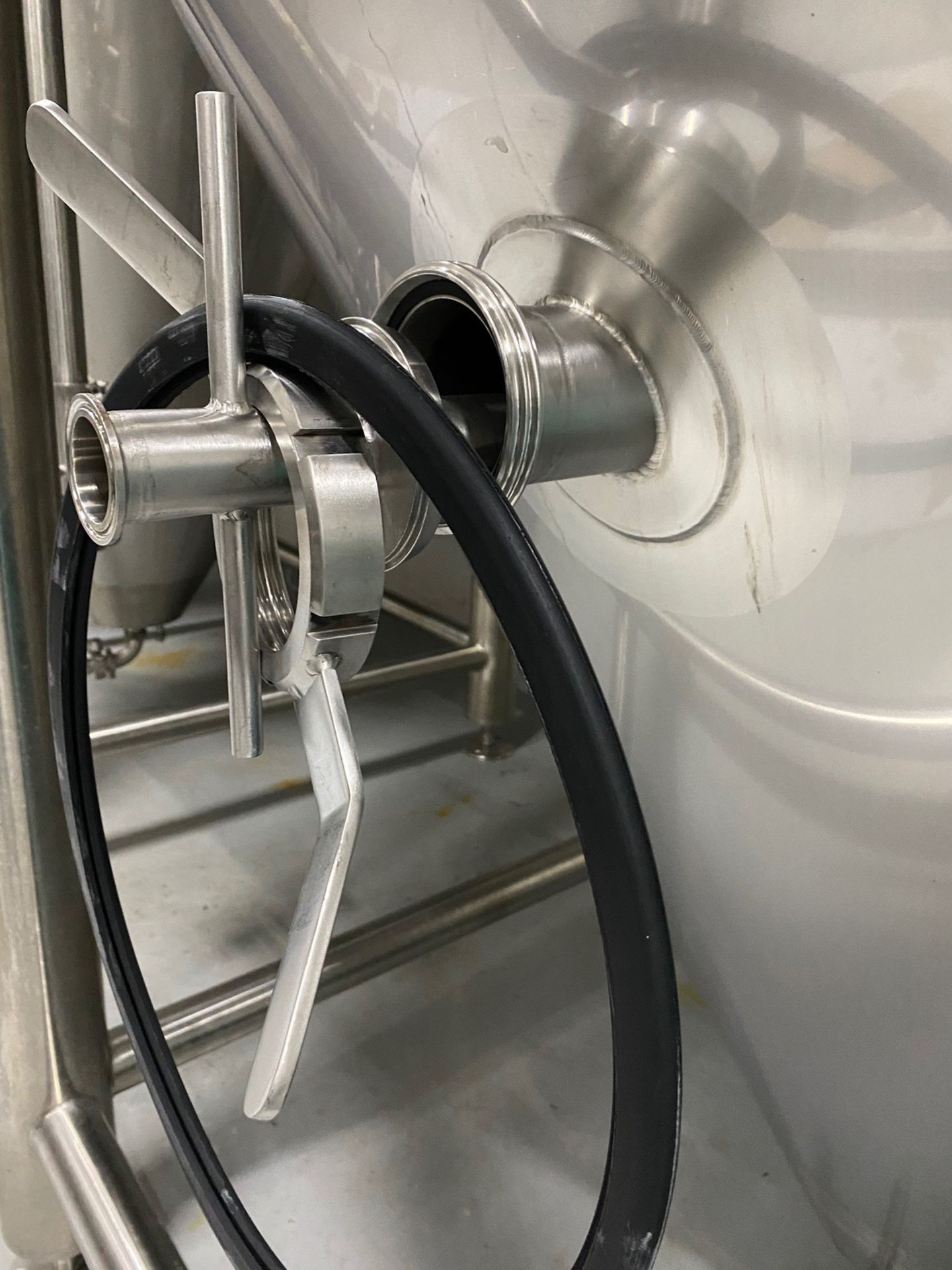 2015 Quality Tank 120 BBL Steep Cone Bottom Fermenter, Glyc - Subj to Bulks | Rig Fee: $3000 Cradled - Image 6 of 8