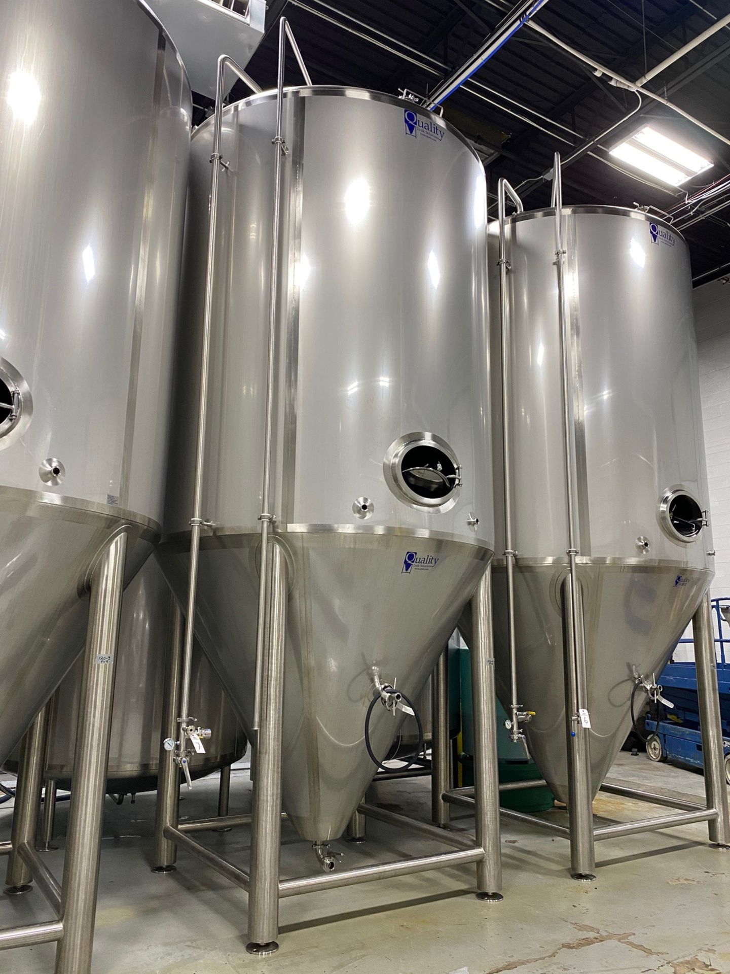 2015 Quality Tank 120 BBL Steep Cone Bottom Fermenter, Glyc - Subj to Bulks | Rig Fee: $3000 Cradled - Image 7 of 11