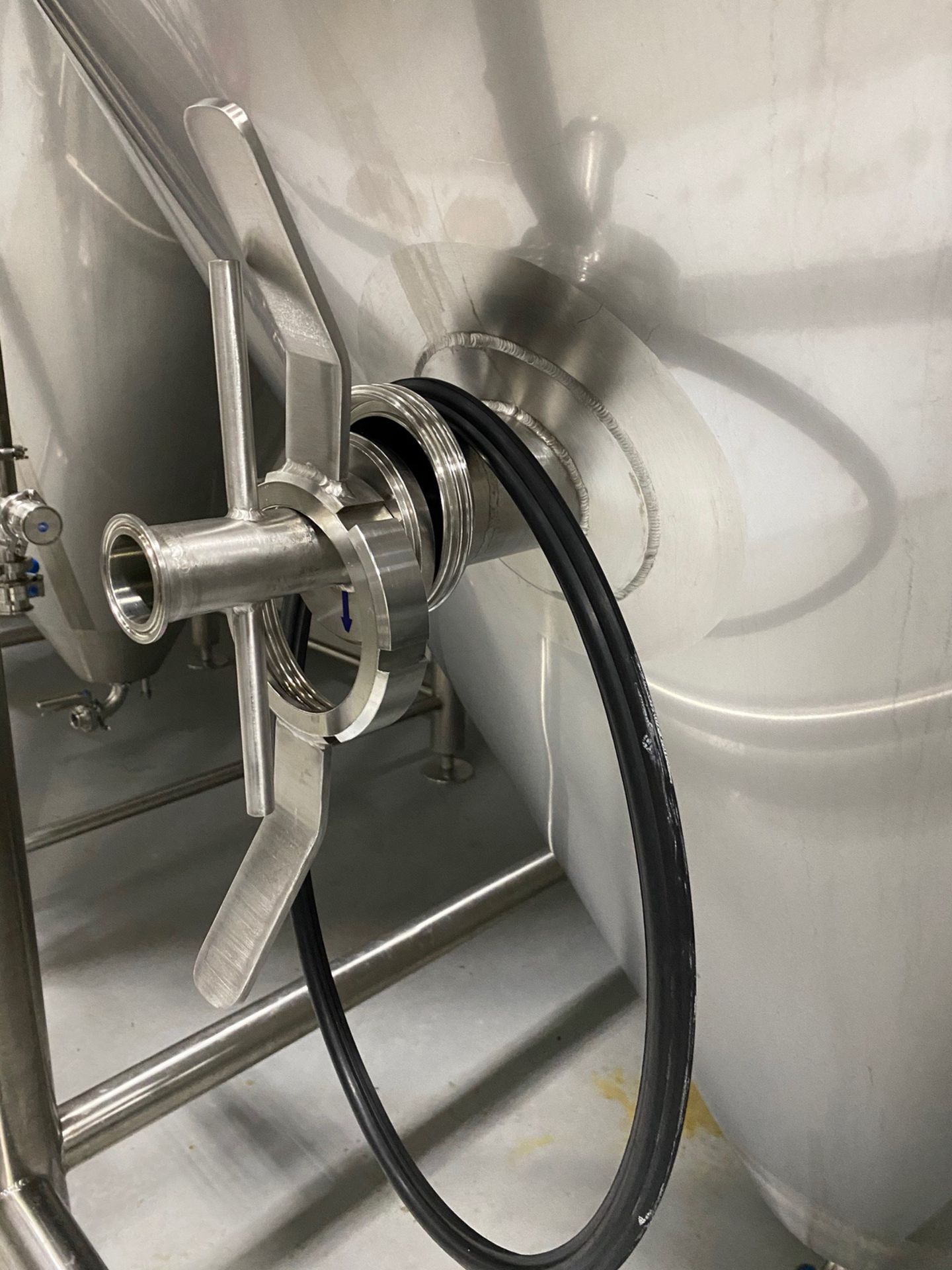 2015 Quality Tank 120 BBL Steep Cone Bottom Fermenter, Glyc - Subj to Bulks | Rig Fee: $3000 Cradled - Image 5 of 8