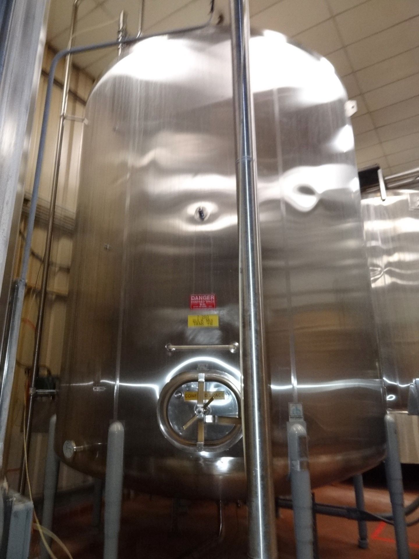 Cherry-Burrell Model CVL 7,000 Gallon Mixing Tank, S/N: 7000-84-2684, Additiona | Reqd Rig Fee $1750