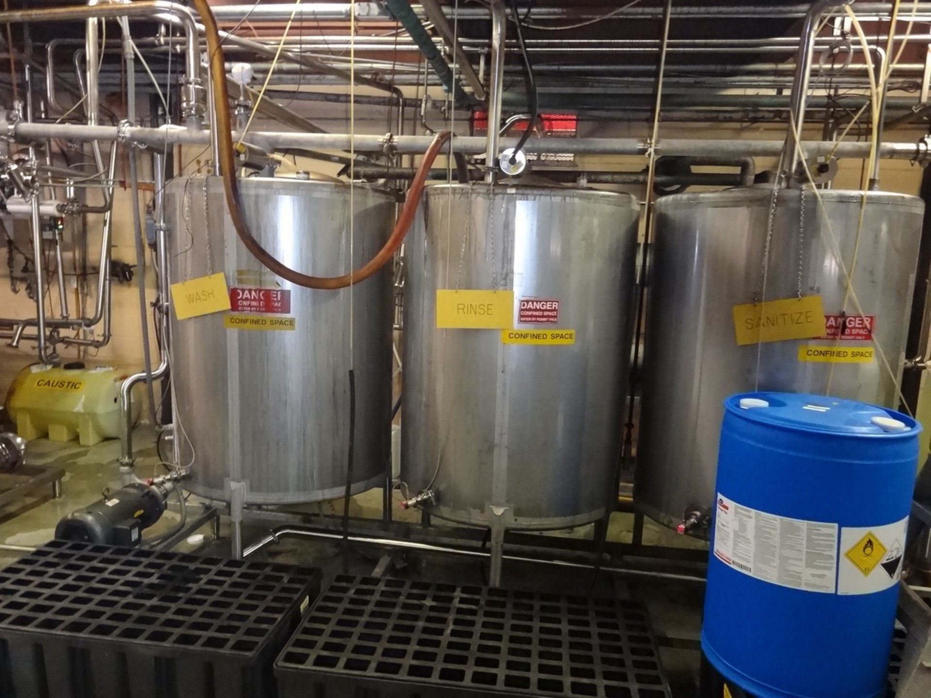 Cherry-Burrell 3-Tank 300 Gallon CIP System (300 Gal ea), Additional Info: 3'-6 | Reqd Rig Fee $550