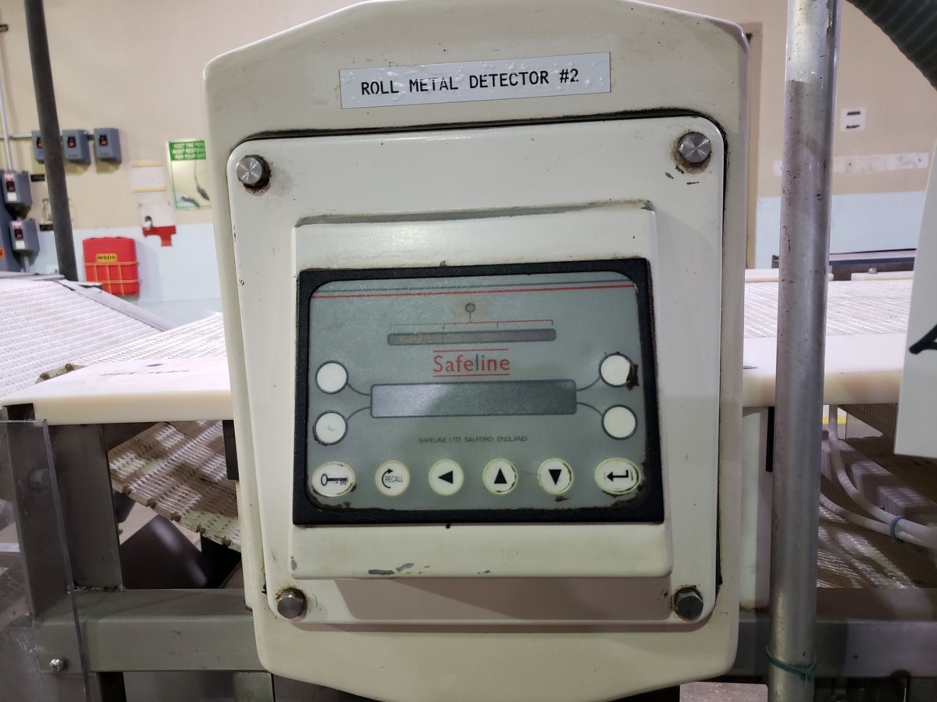 Mettler Toledo Safeline Metal Detector Conveyor, M# V3 PW PPH Plus 100/300, S/N 6842 | Rig Fee $300 - Image 3 of 3