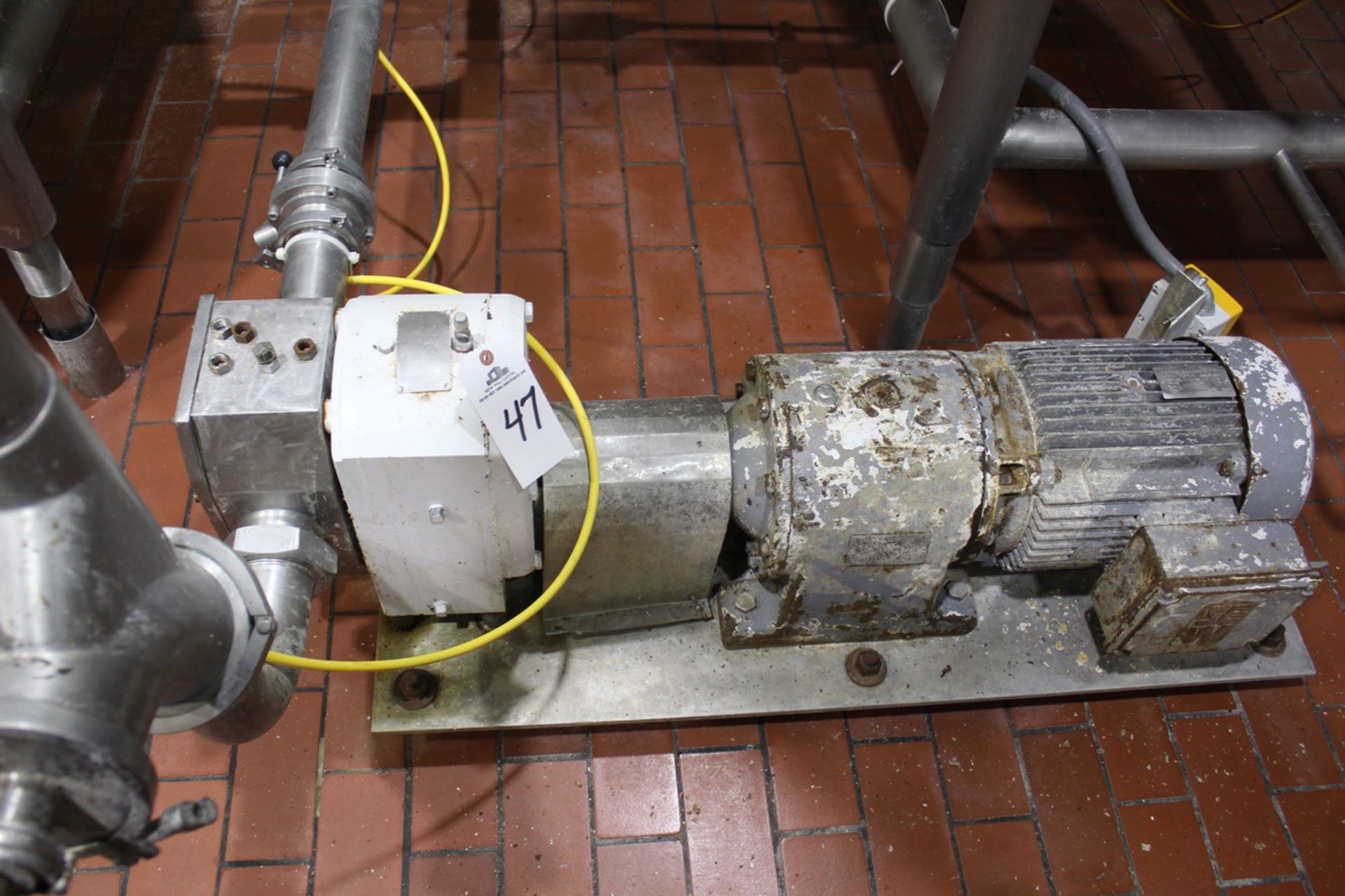 Crepaco 10 HP Positive Displacement Pump, M# R6BS | Rig Fee $200