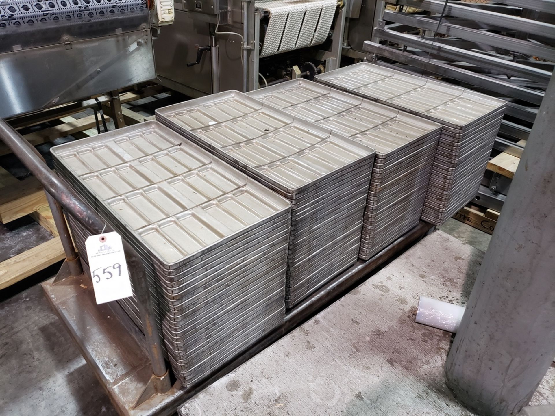 Lot of Baking Pans W/Cart | Rig Fee $100