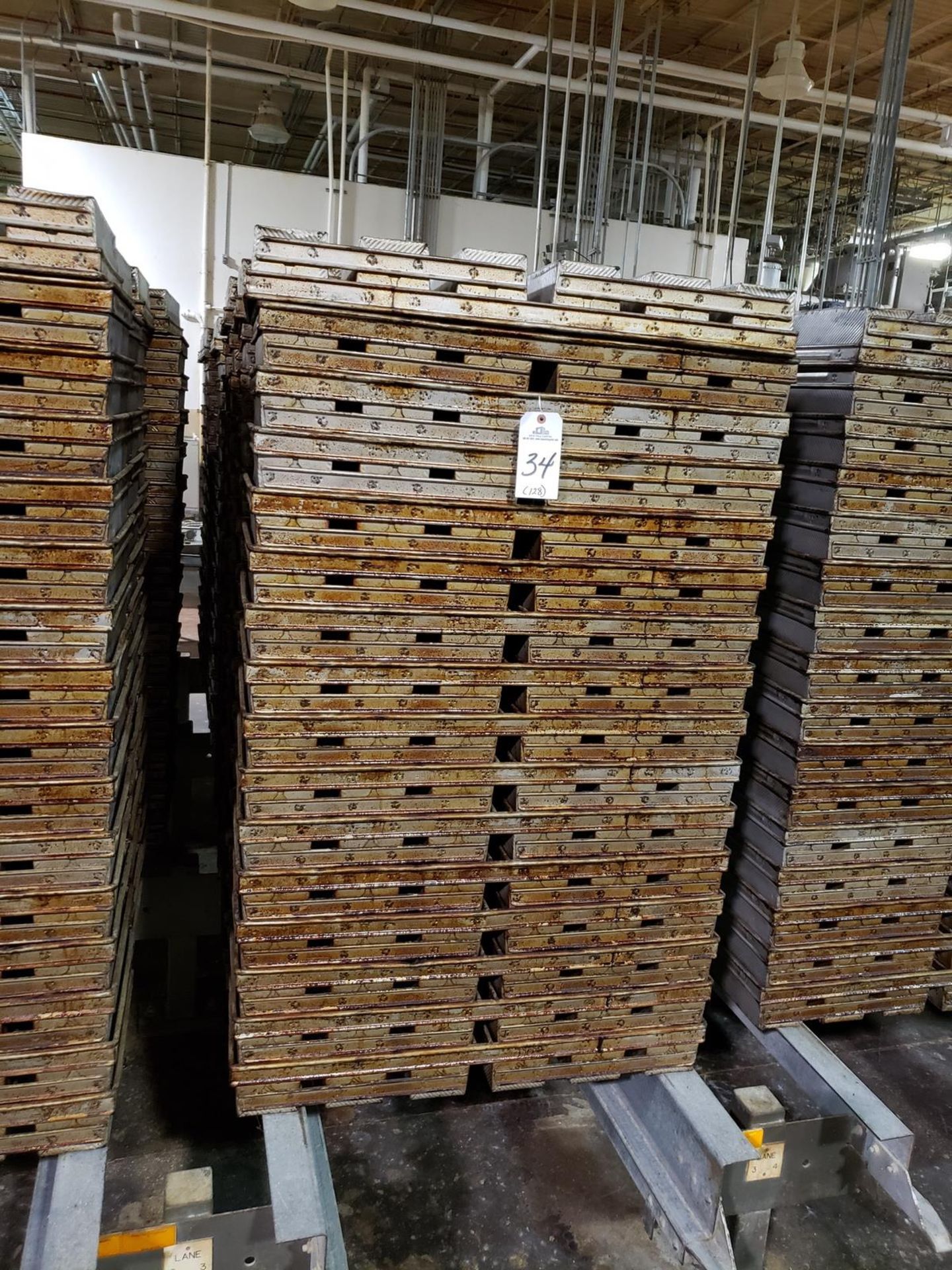 Lot of (128) Baking Pans | Rig Fee $100