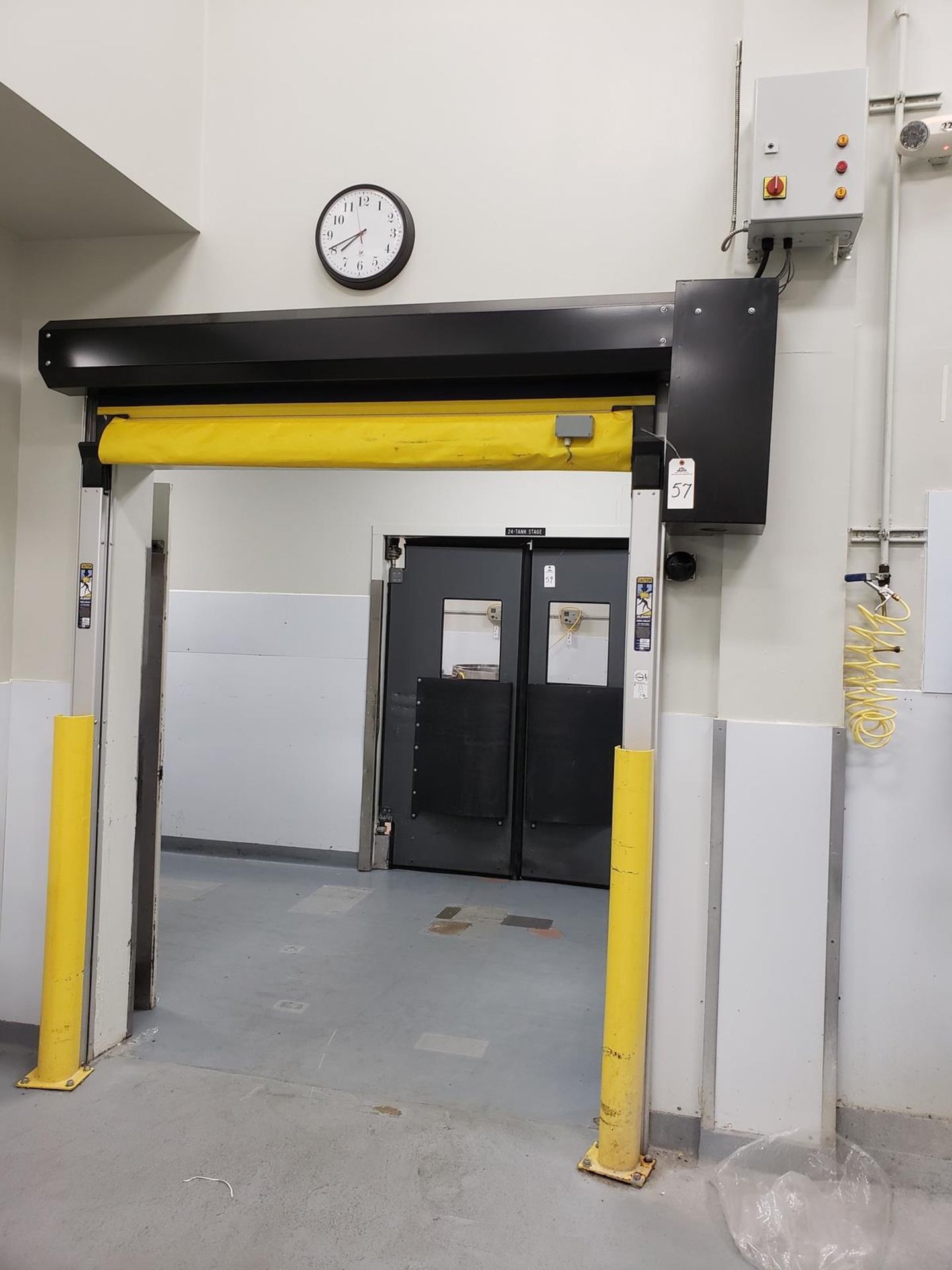 2016 ALBANY 72 x 84 AUTO ROLL-UP DOOR, MODEL RR300 | Reqd Rig Fee: $400 - Image 2 of 3