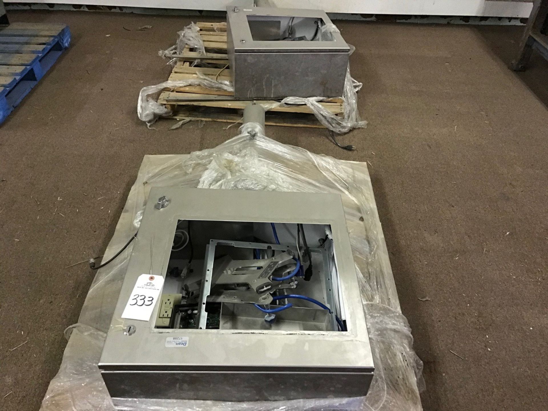 (2) STAINLESS STEEL ELECTRICAL BOXES | Rig Fee $100