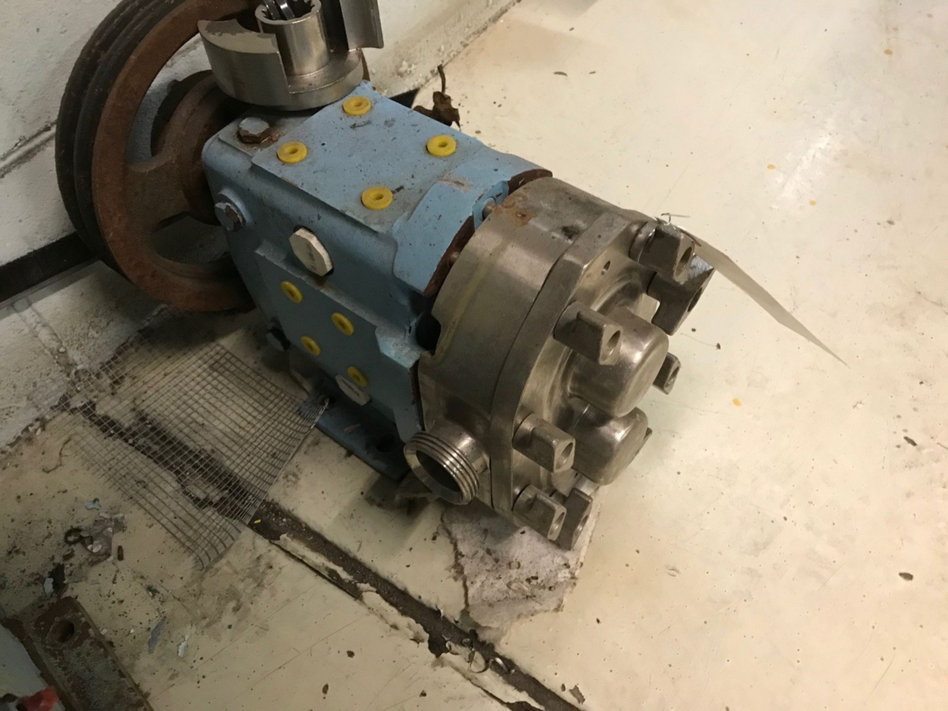 WAUKESHA 030 POSITIVE DISPLACEMENT PUMP, 1.5" INLET, 1.5" OUTLET, S/N: 203498_97 | Rig Fee $25 - Image 2 of 2