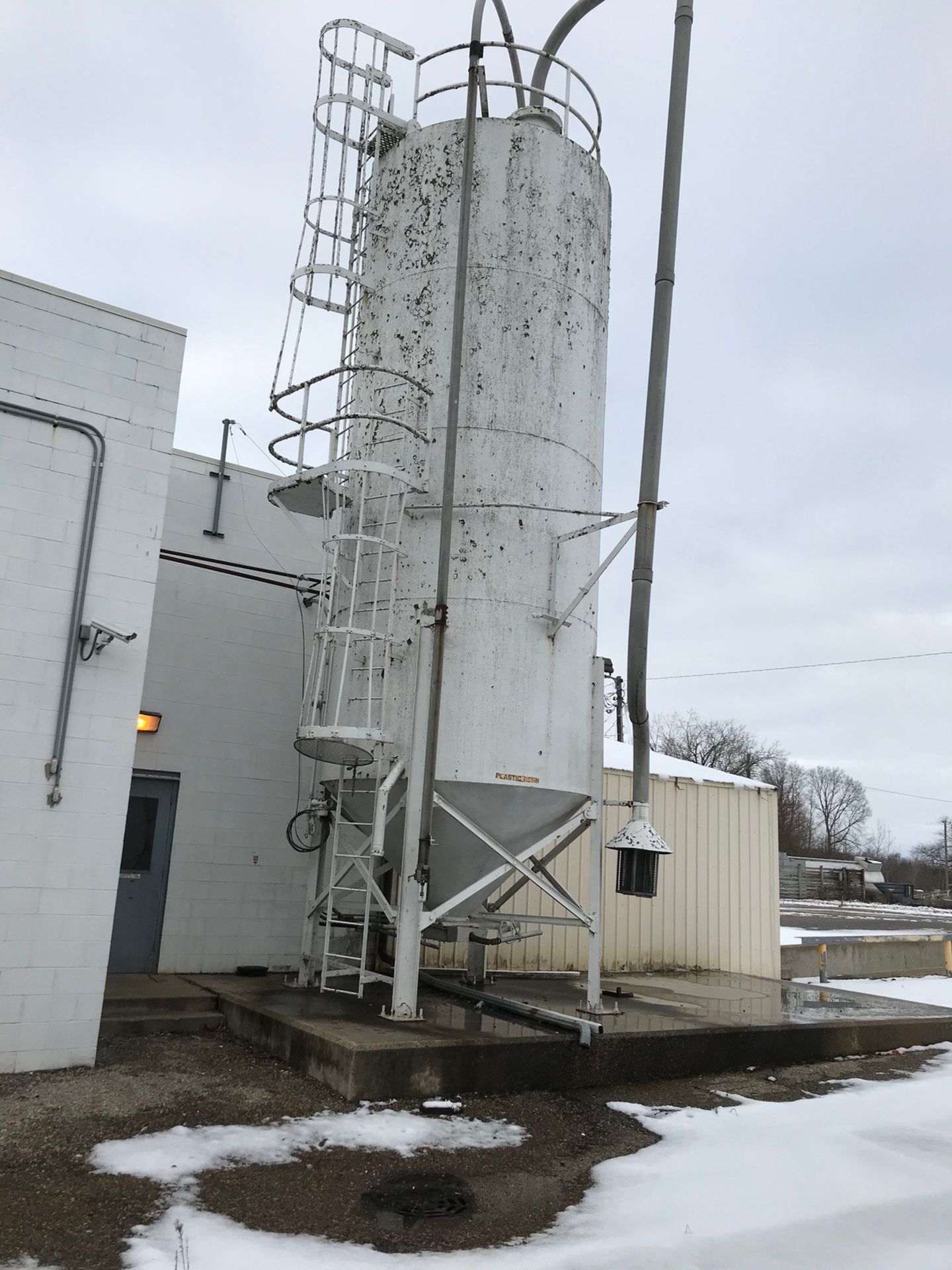 RESIN SILO, CONE BOTTOM | Rig Fee $3700