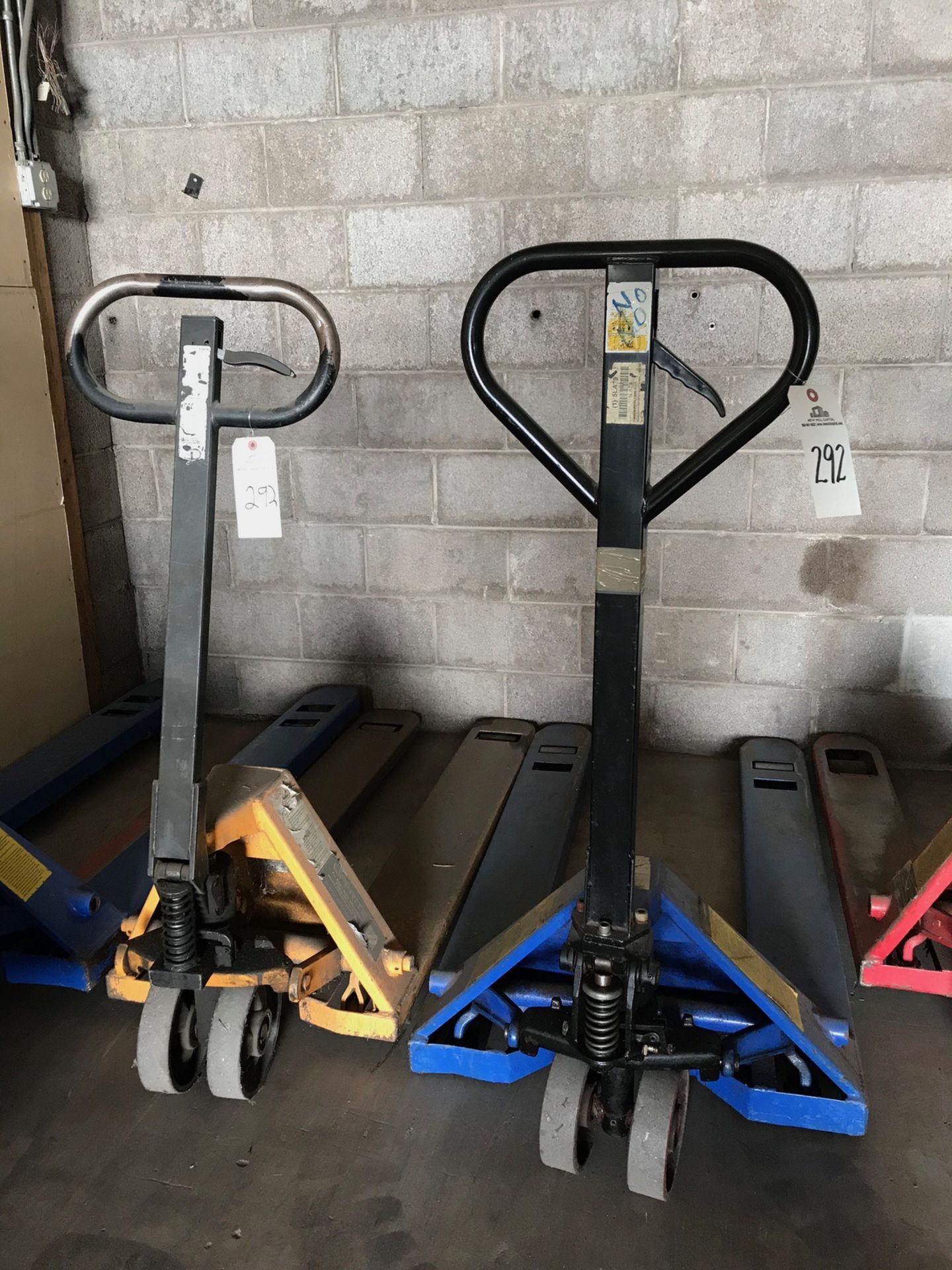 (2) PALLET JACKS | Rig Fee $50