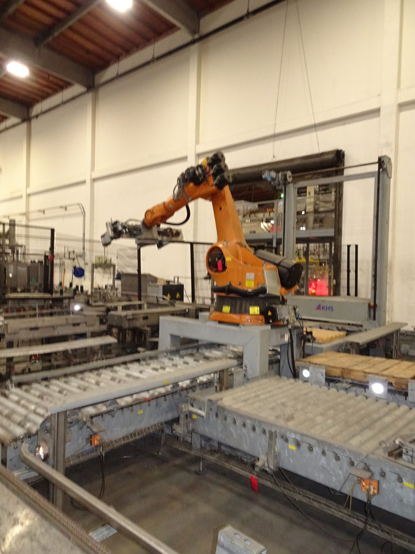 2006 Kuka/KHS Robot Palletizing Cell For Kegs, Palletizing Cell Setup For Destackin - Contact Rigger - Image 5 of 70