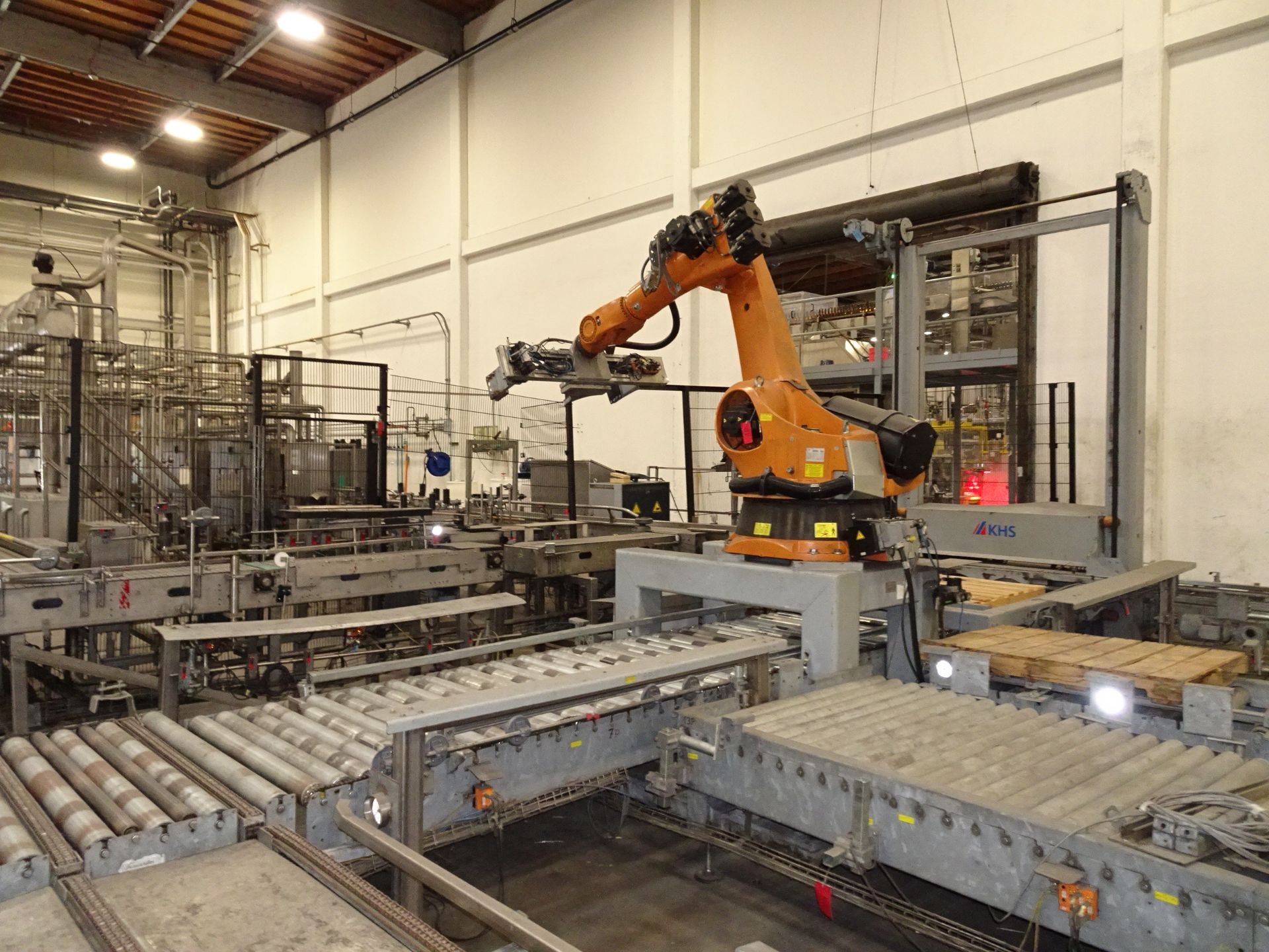 2006 Kuka/KHS Robot Palletizing Cell For Kegs, Palletizing Cell Setup For Destackin - Contact Rigger - Image 4 of 70