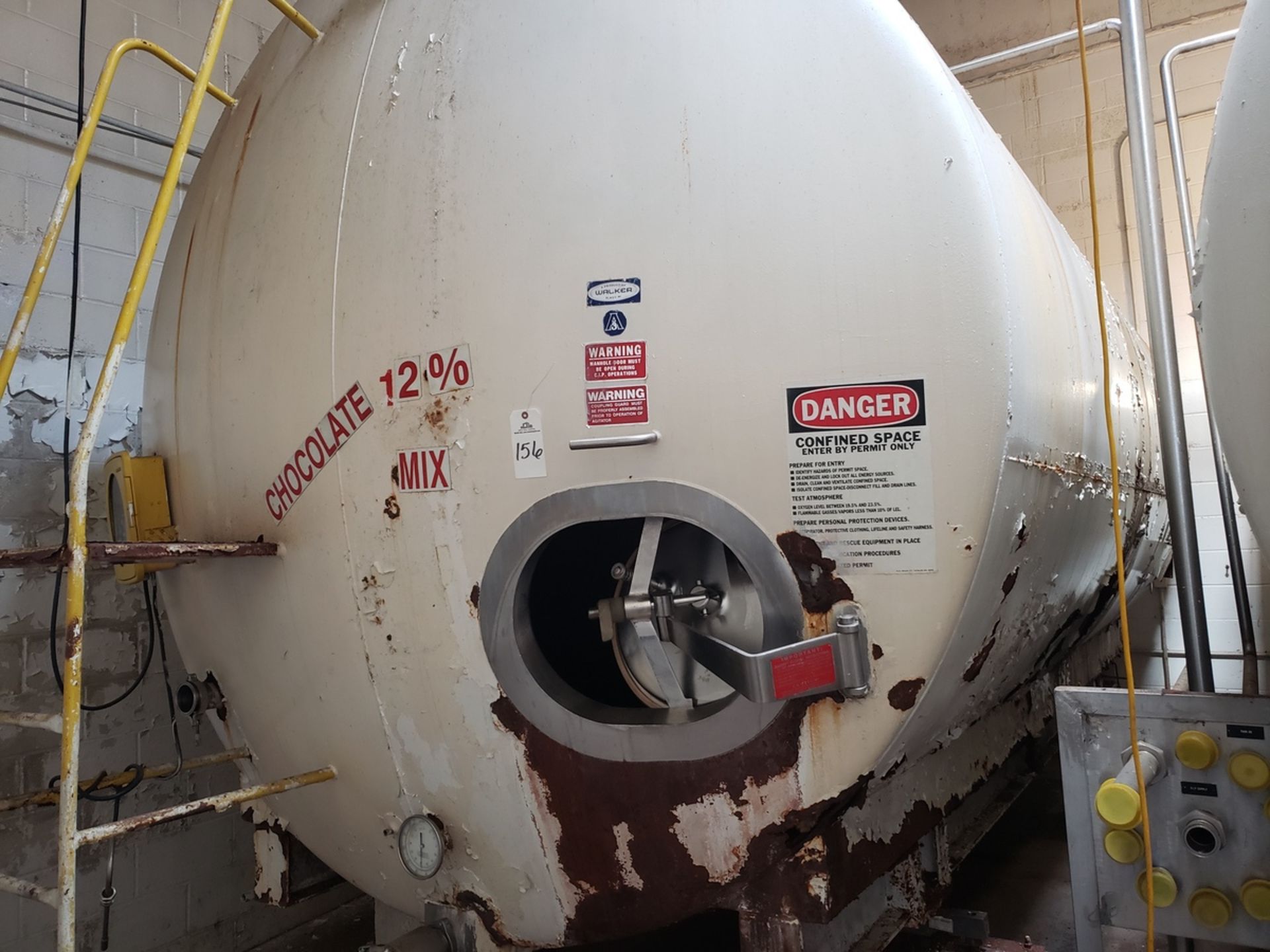 Walker 6,500 Gallon Jacketed Agitated Stainless Steel Tank, Load Cell Mounted | Rig Fee: $3500