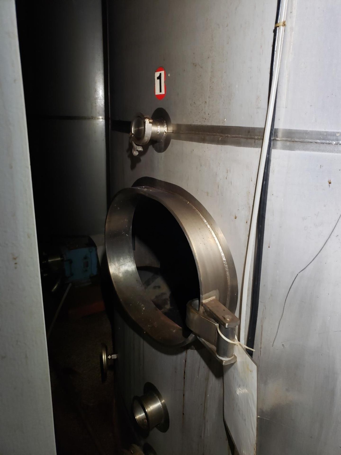 Stainless Steel 8,500 Gallon Vertical Storage Tank, Top Drive Vertical Agitator, ( | Rig Fee: $8500 - Image 3 of 5