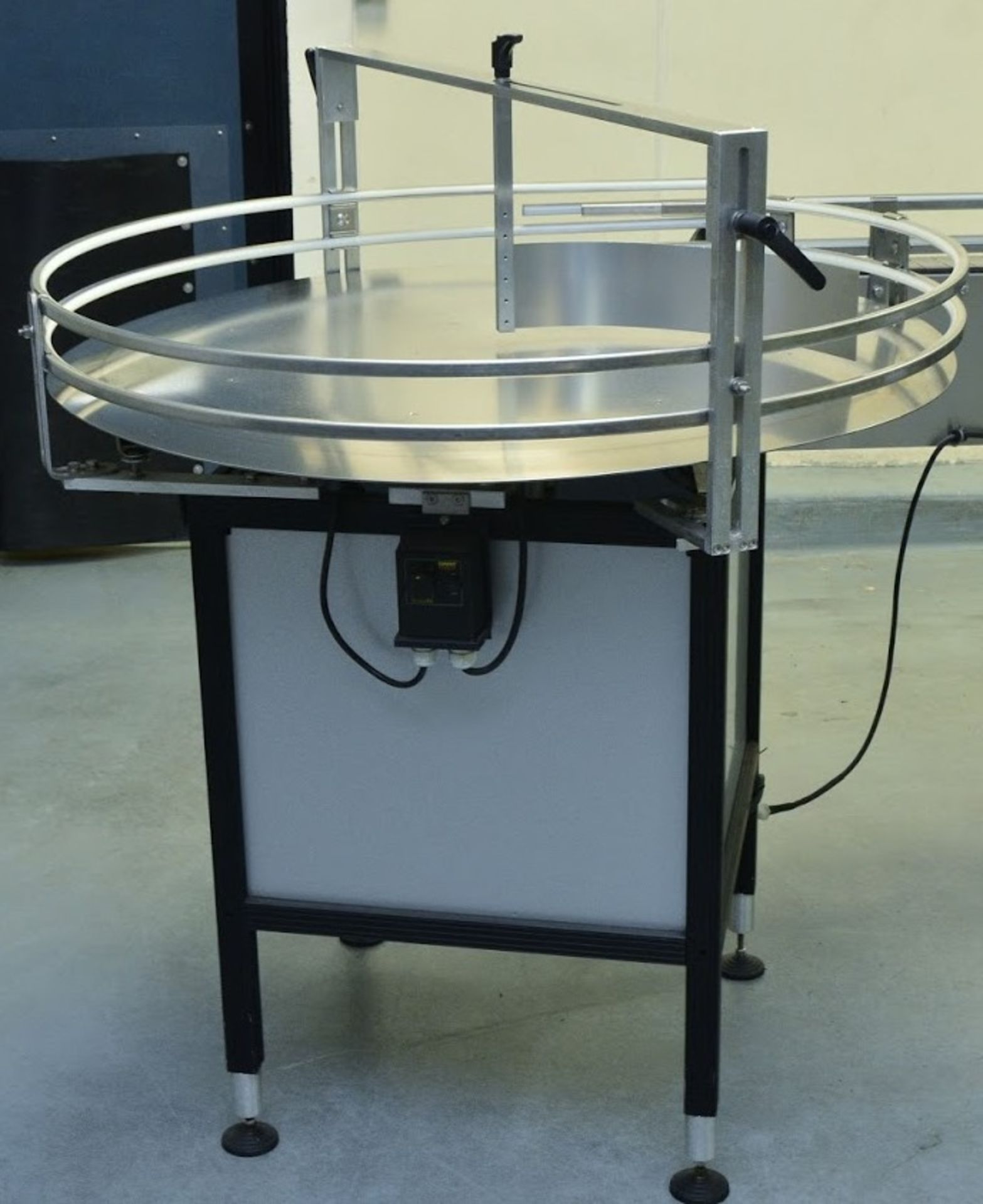 42" Diameter Accumulation Turntable - Subj to Bulk | Rig Fee: $75 - Image 2 of 2