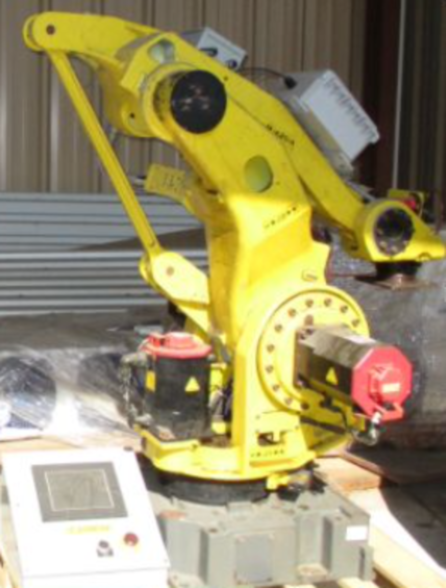 FANUC Robot Model M-420iA, Software Updated in 2017, with Stand and Controller, S/N: F-715 (Loc: TX)