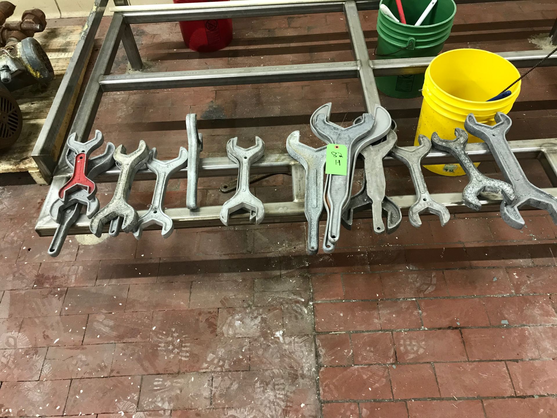 ASSORTED ALUMINUM LINE WRENCHES | Rig Fee: $10