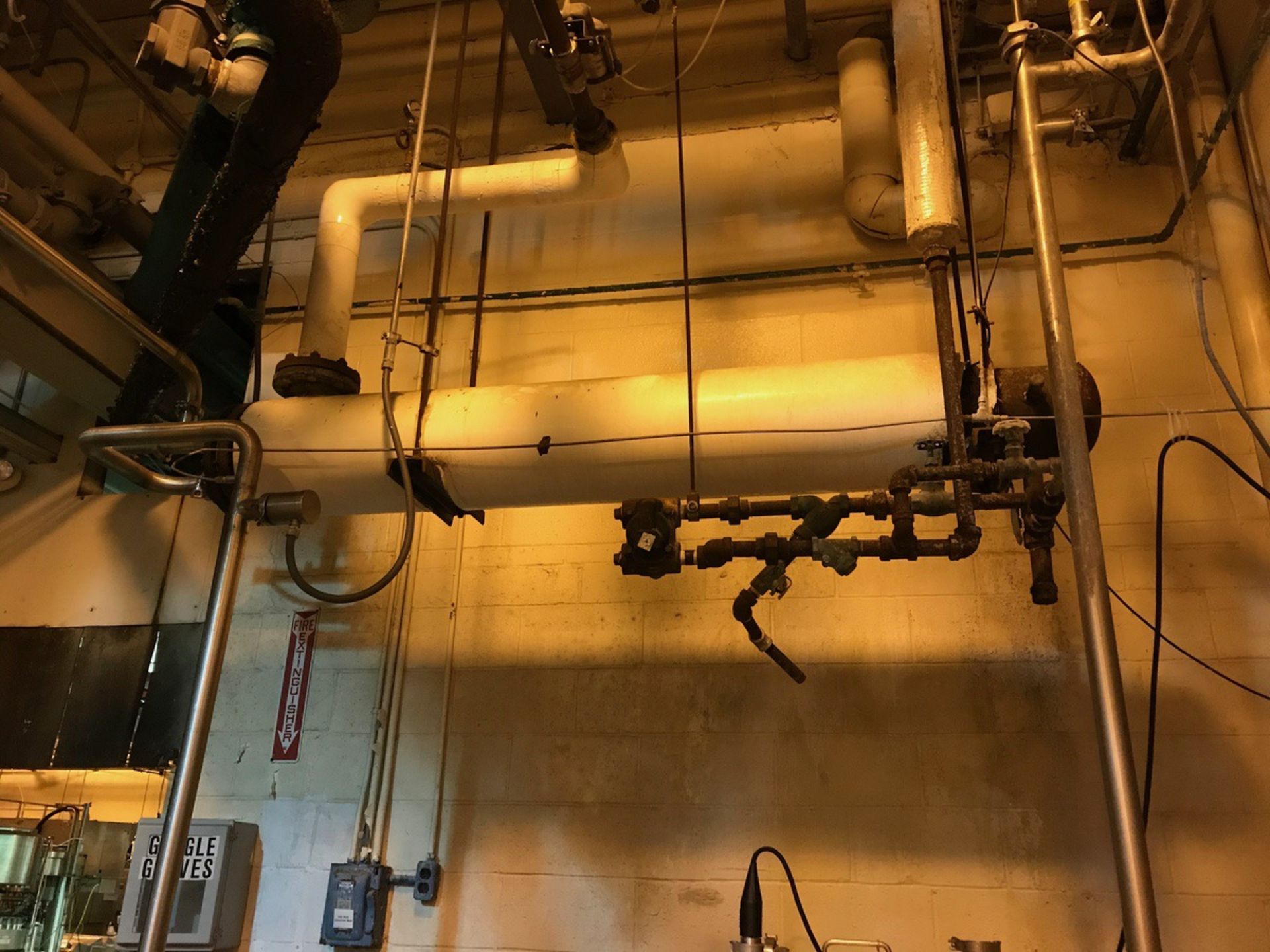 SINGLE TANK CIP SYSTEM, HEAT EXCHANGER, PUMP, AIR VALVES, CONTROLLERS | Rig Fee: $650 - Image 2 of 3