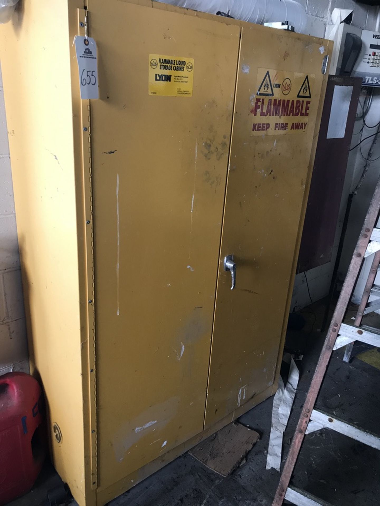 FLAMMABLE STORAGE CABINET, 2-DOOR | Rig Fee: $75