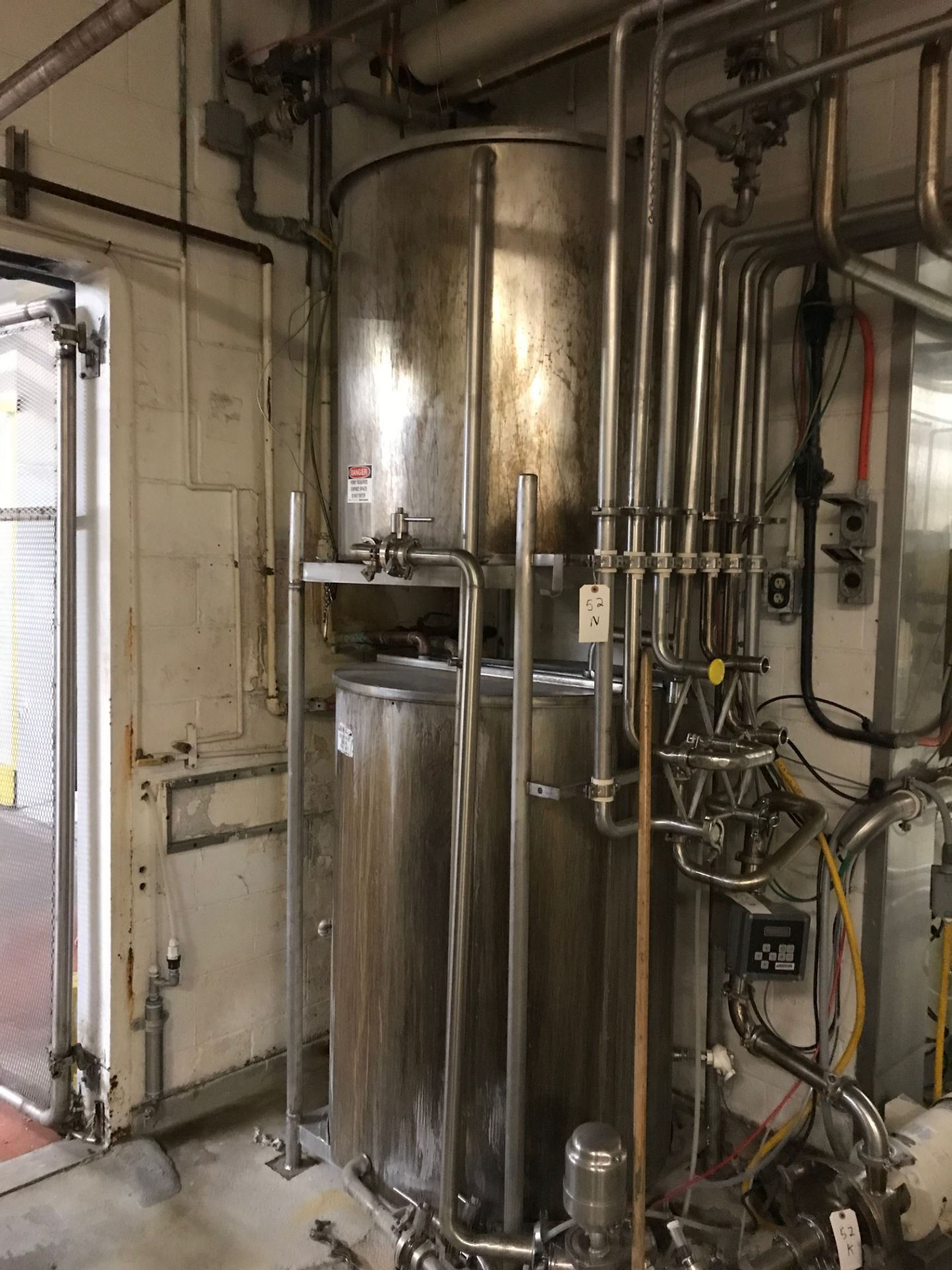 (2) STAINLESS STEEL TANKS, 160 GALLON, 200 GALLON, (3) AIR VALVES | Rig Fee: $300