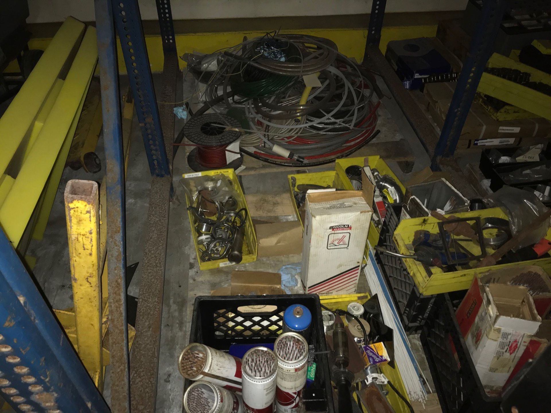 (5) SKIDS - MISCELLANEOUS PARTS, STAINLESS STEEL FITTINGS, FOAMER, SCALE, STAINLES | Rig Fee: $750 - Image 3 of 6