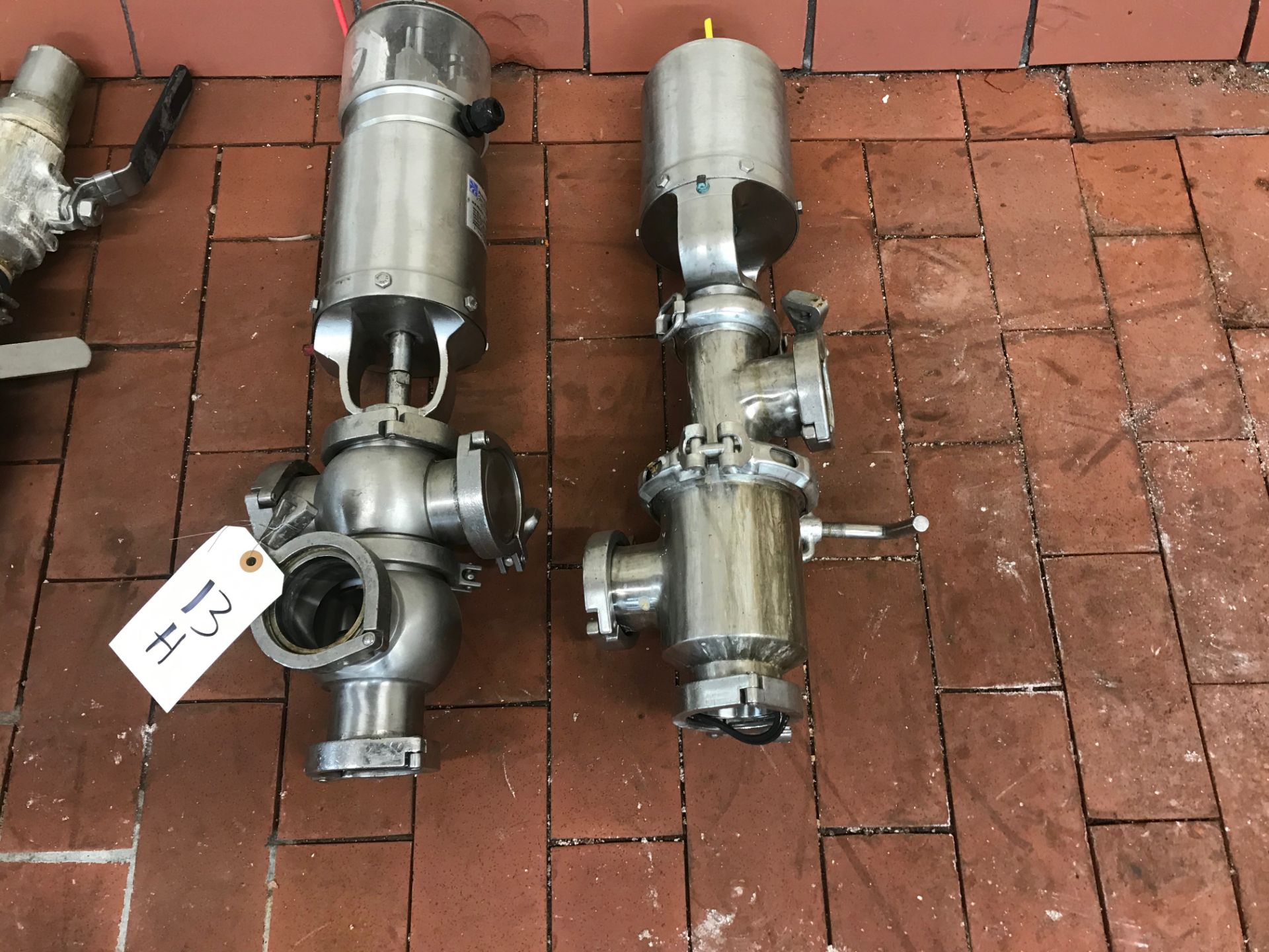 (2) 2.5IN WAUKESHA AIR VALVES | Rig Fee: $25