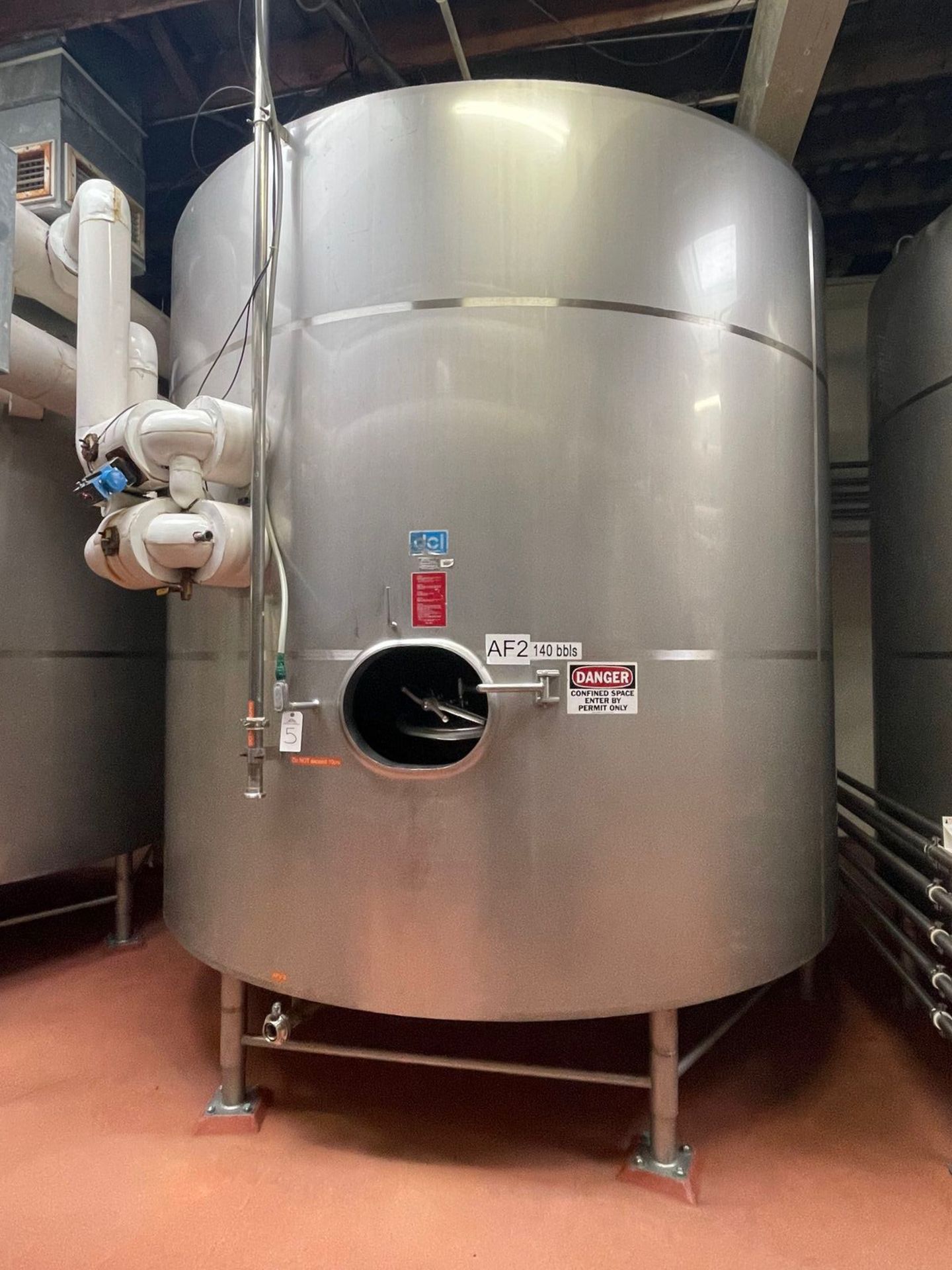 DCI 140 BBL FERMENTER (6896 GALLON JACKETED TANK), +75/-15 PSI JACKET DESIGN PRE | Rig Fee: 2500