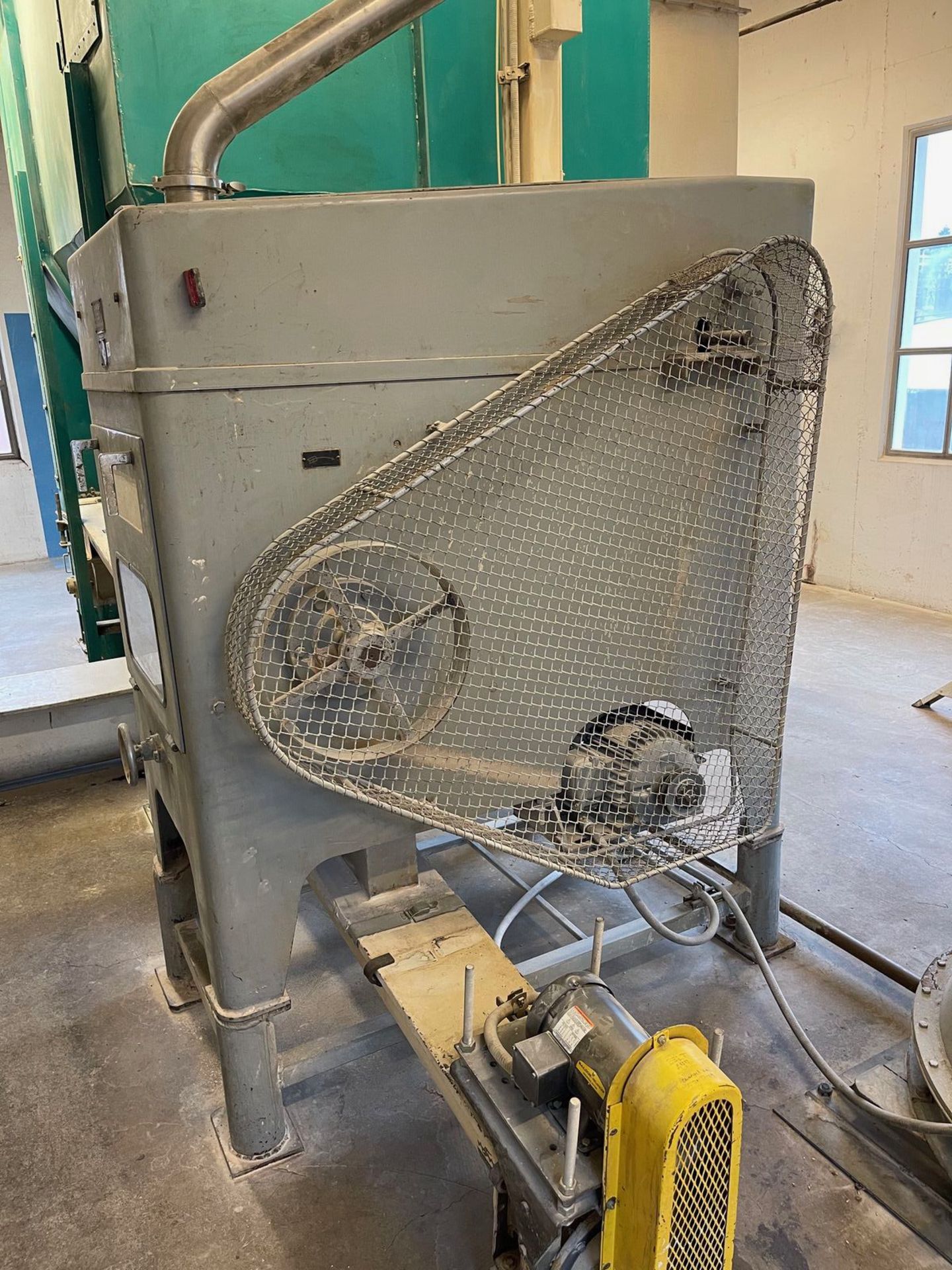 SEEGER SSM 6 ROLLER MILL AND SEEGER MALT CLEANER W/MAGNET | Rig Fee: See Desc - Image 9 of 10