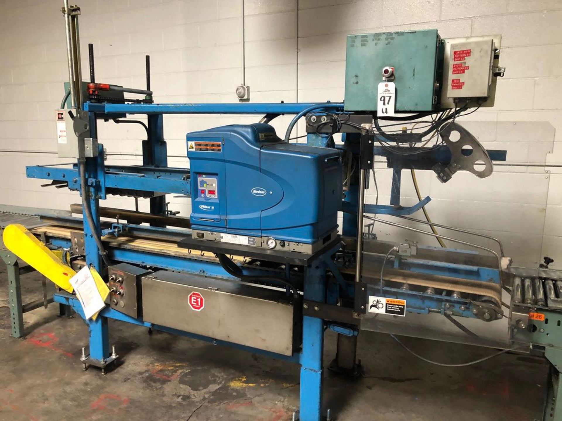 PEARSON TOP SEALER WITH NORDSON PRO BLUE MELTER - Subj to Bulk | Rig Fee: 200