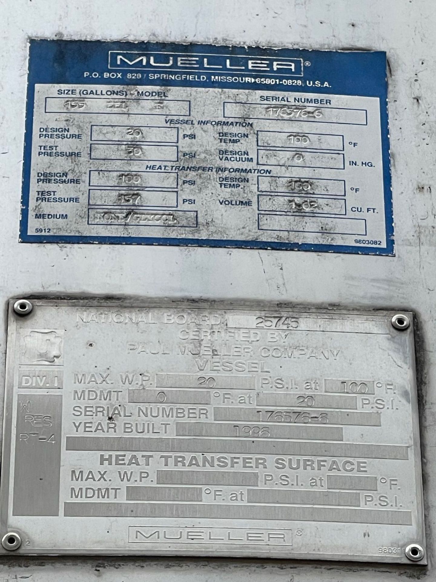 MUELLER 155 BBL UNITANK FERMENTER WITH 20 PSI RATING (5000 GALLON JACKETED TANK) | Rig Fee: 2500 - Image 4 of 5