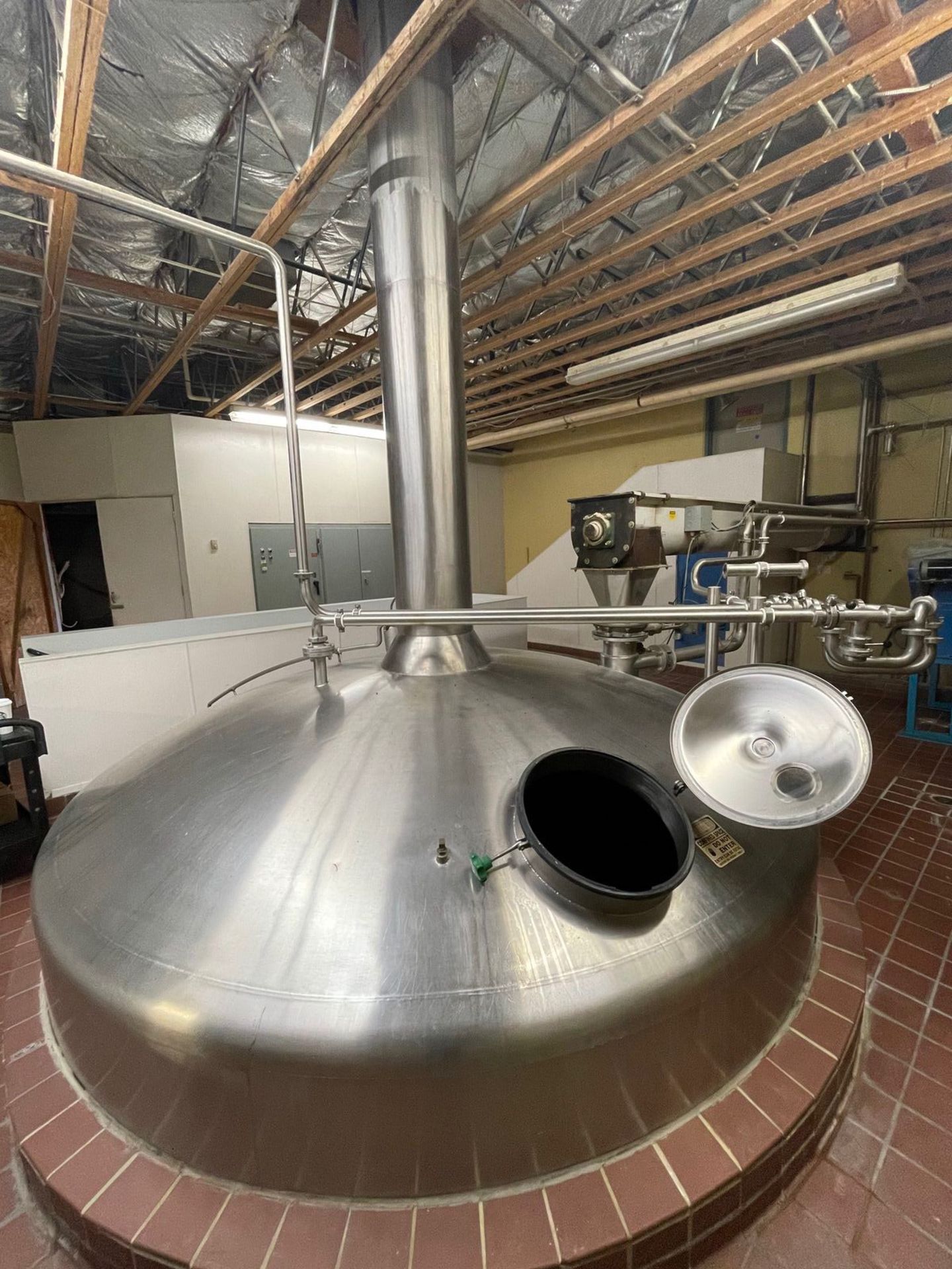 2015 MODIFIED STEAM JACKET BREW KETTLE, HUPPMAN LAUTER TUN, STEAM JACKETED MASH | Rig Fee: See Desc - Image 18 of 45