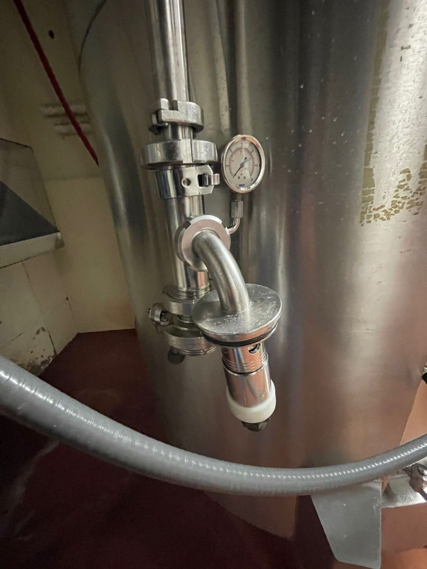 JVNW 40 BBL FERMENTATION AND AGING VESSEL, JACKETED, APPROX DIMS: 15' OAH X 65" | Rig Fee: 700 - Image 3 of 3