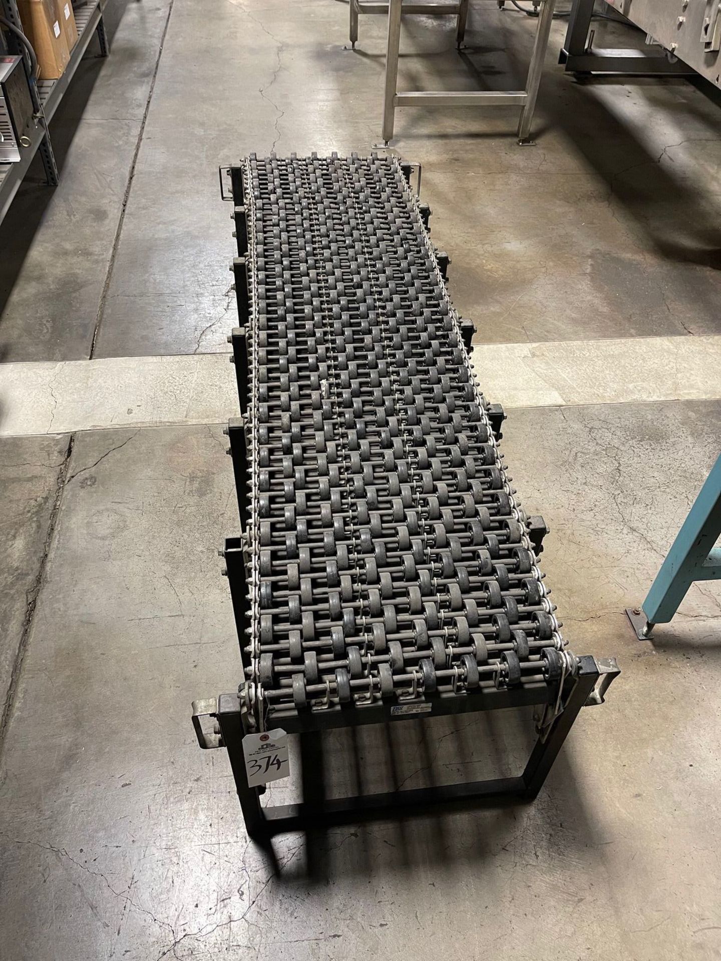 BEST FLEXIBLE ACCORDIAN CONVEYOR, 19" WIDE, EXTENDS OUT TO 25' | Rig Fee: 50