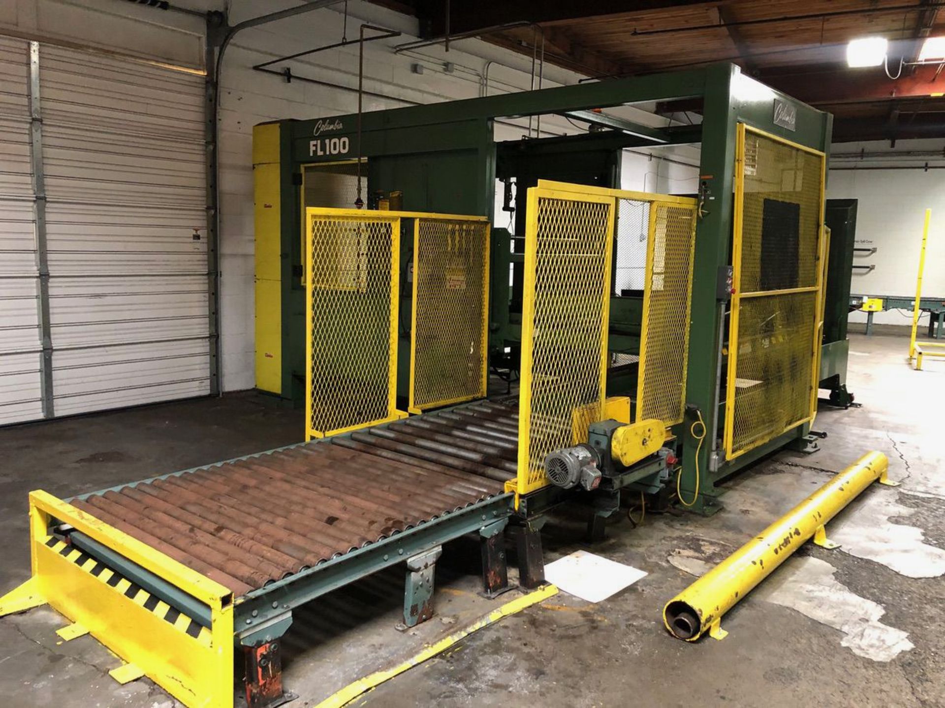 COLUMBIA FL100 PALLETIZER - Subj to Bulk | Rig Fee: 1850