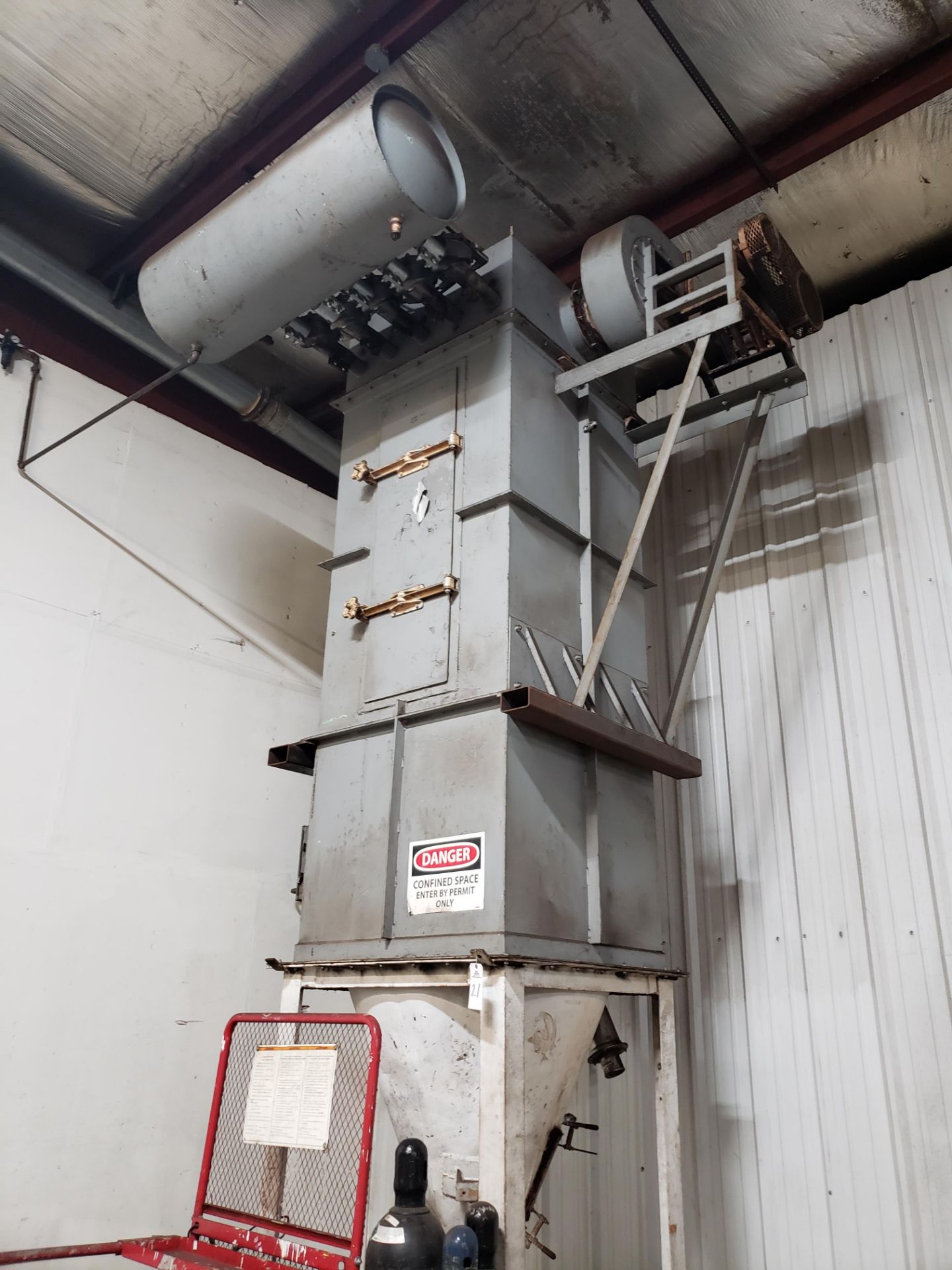 General Resources Dust Collector, Approx 7'x7'x'17' OAH | Rig Fee: $1200