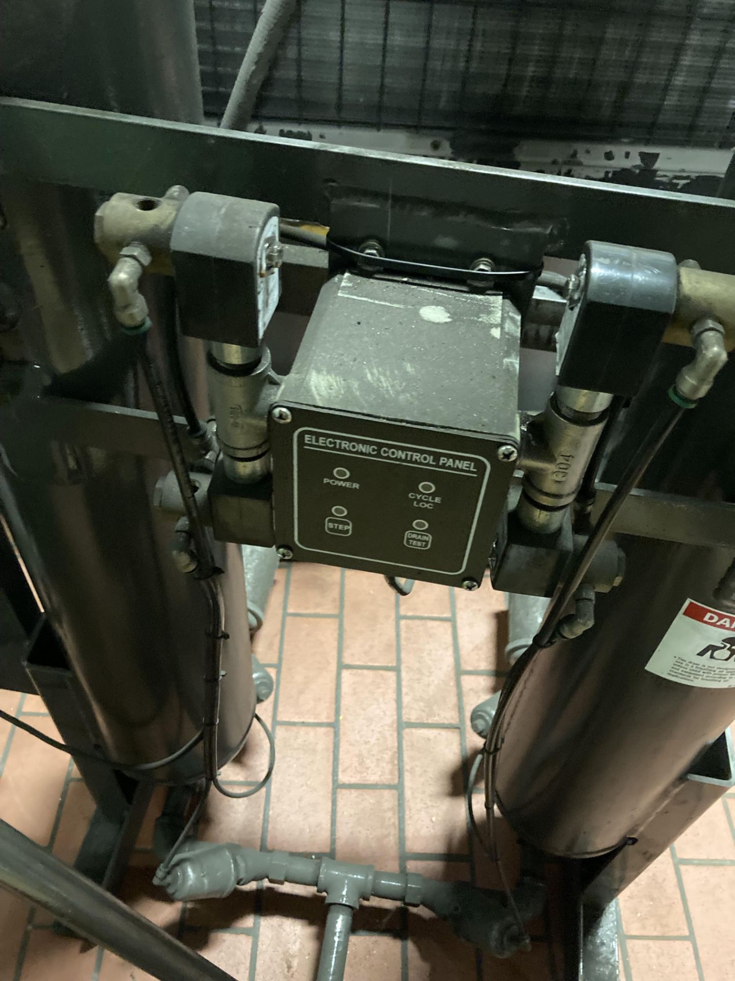 Parker Heatless Dessicant Compressed Air Dryer, Model BV105-A1-JCE, 105 CFM, 15 | Reqd Rig: See Desc - Image 3 of 3