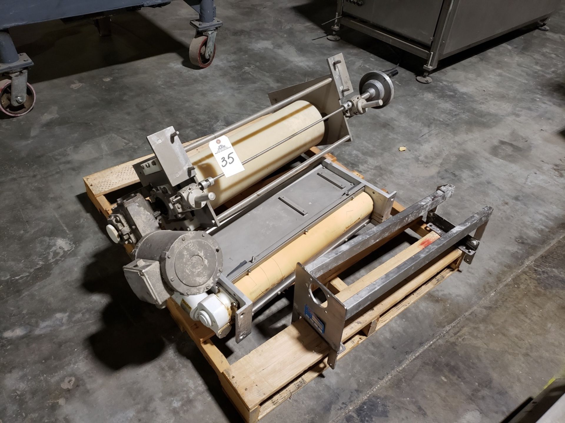 Lot of (2) Flour Dusters | Rig Fee: $50