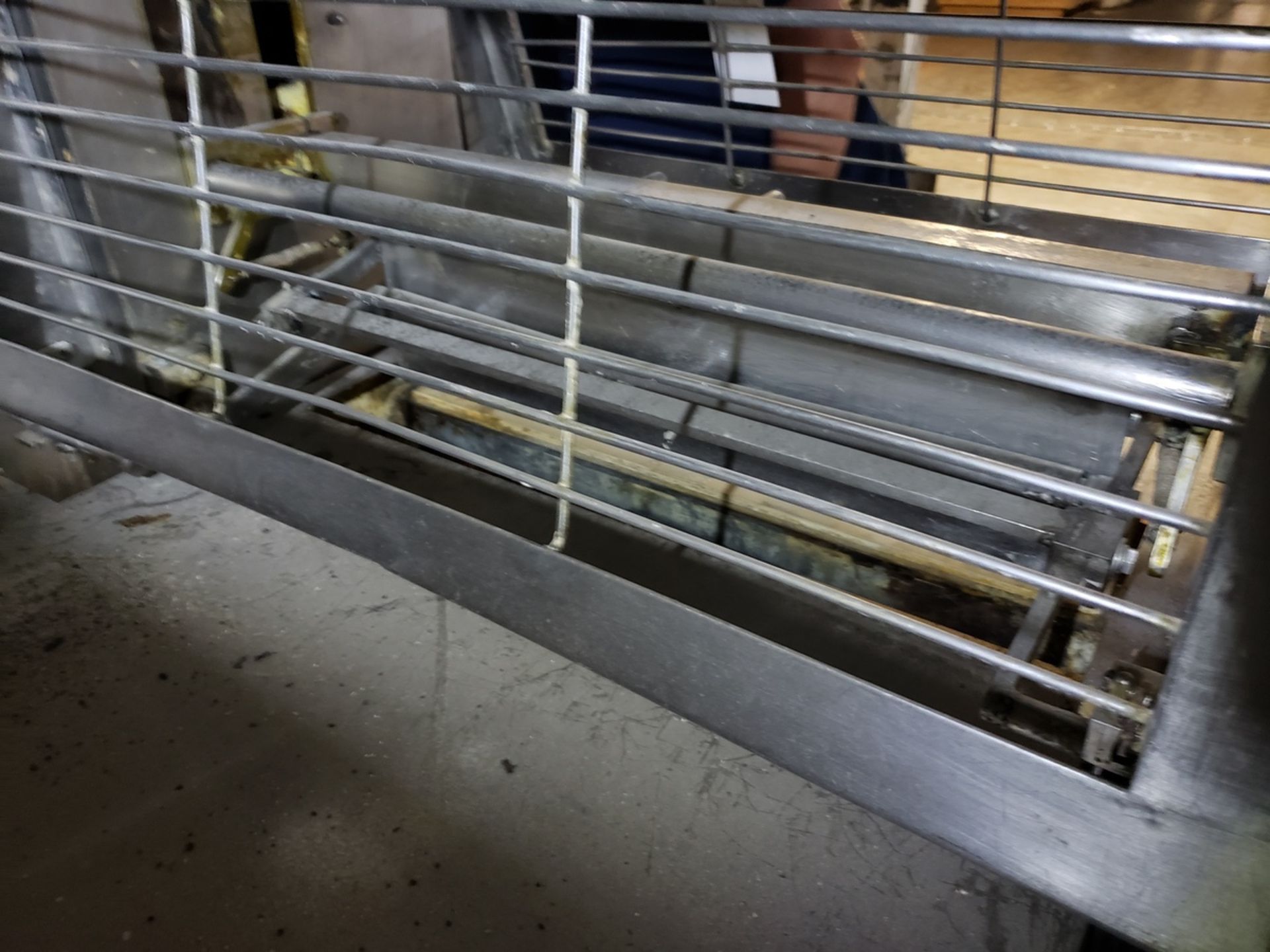 Moline 24" Stainless Steel Conveyor, W/ Guillotine Cutter & Flour Duster | Rig Fee: $325 - Image 2 of 4