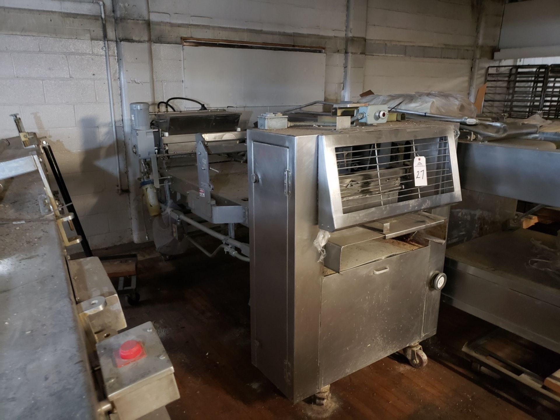 Moline 24" Stainless Steel Conveyor, W/ Guillotine Cutter & Flour Duster | Rig Fee: $325