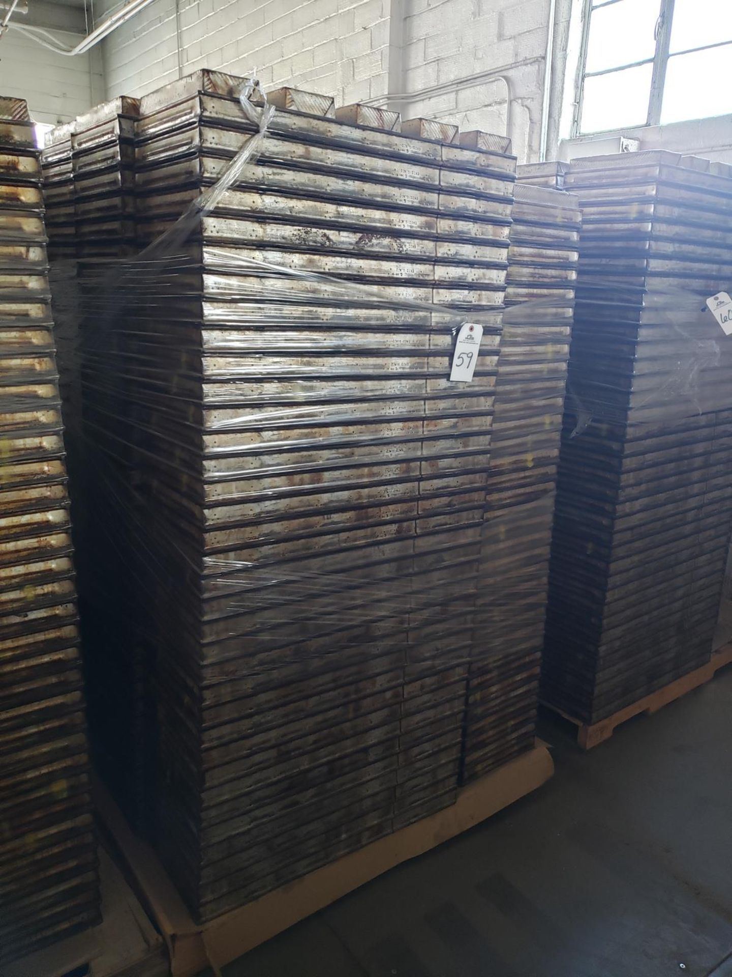 Lot of approx. 140 4 1/2" X 12" 5 Strap Bread Baking Pans | Rig Fee: $100