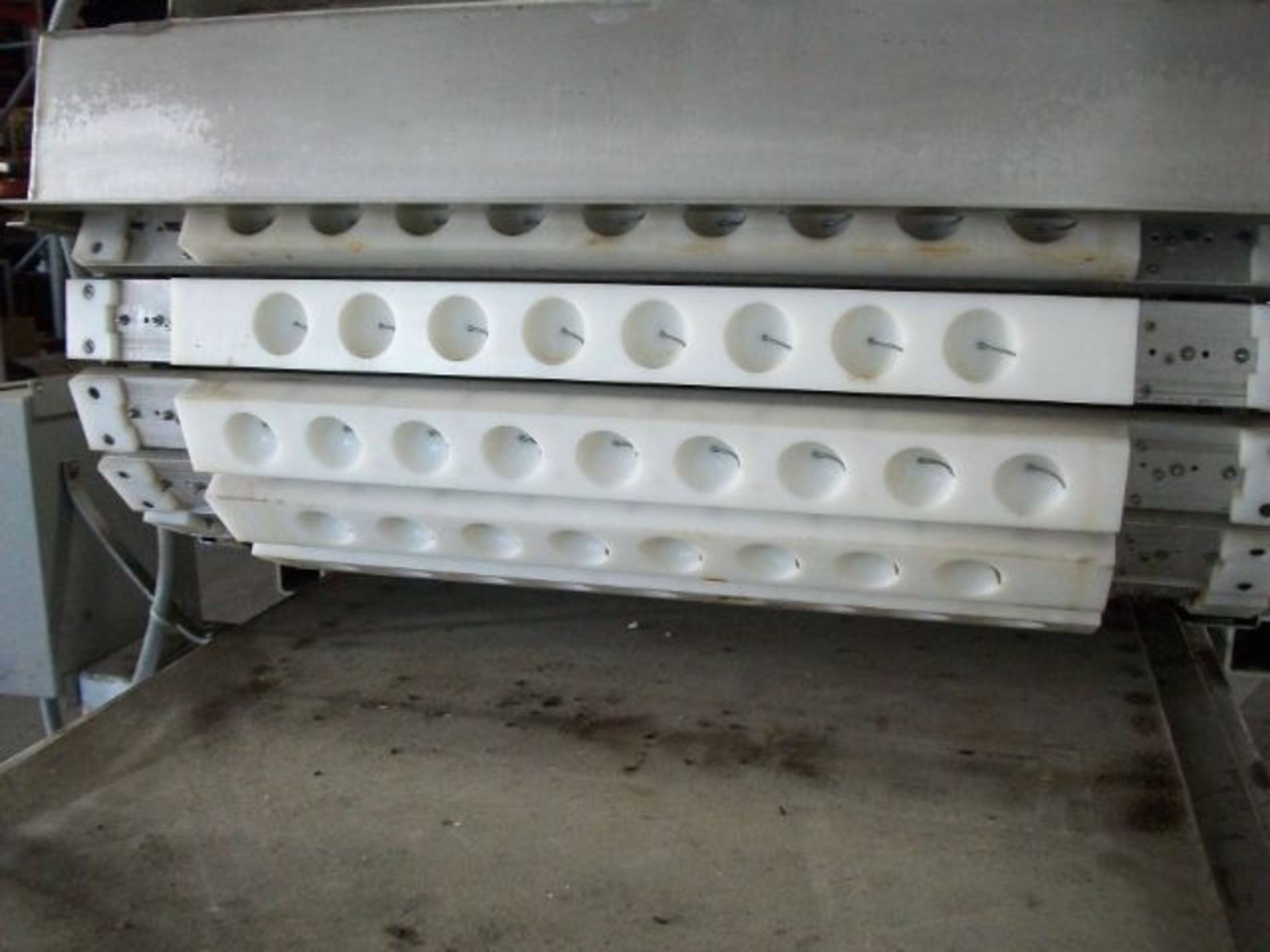 Biscuit Pocket Divider, Overall Dimensions: 122"L x 65"W x 79"H, 208/230V 60Hz 3Ph | Rig Fee: $125 - Image 2 of 3