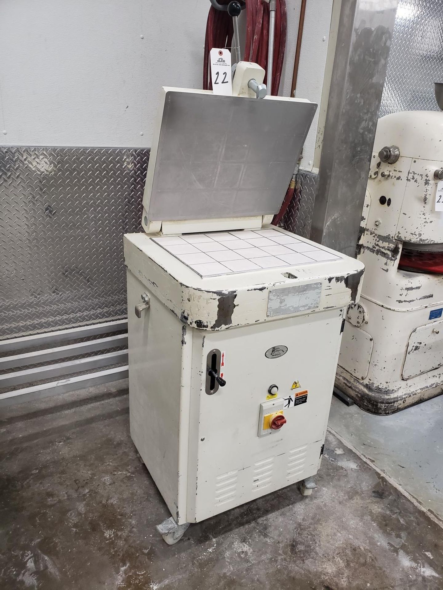 Food Machine Dough Divider, M# BMBT030, S/N GIIA-0004 | Rig Fee: $125