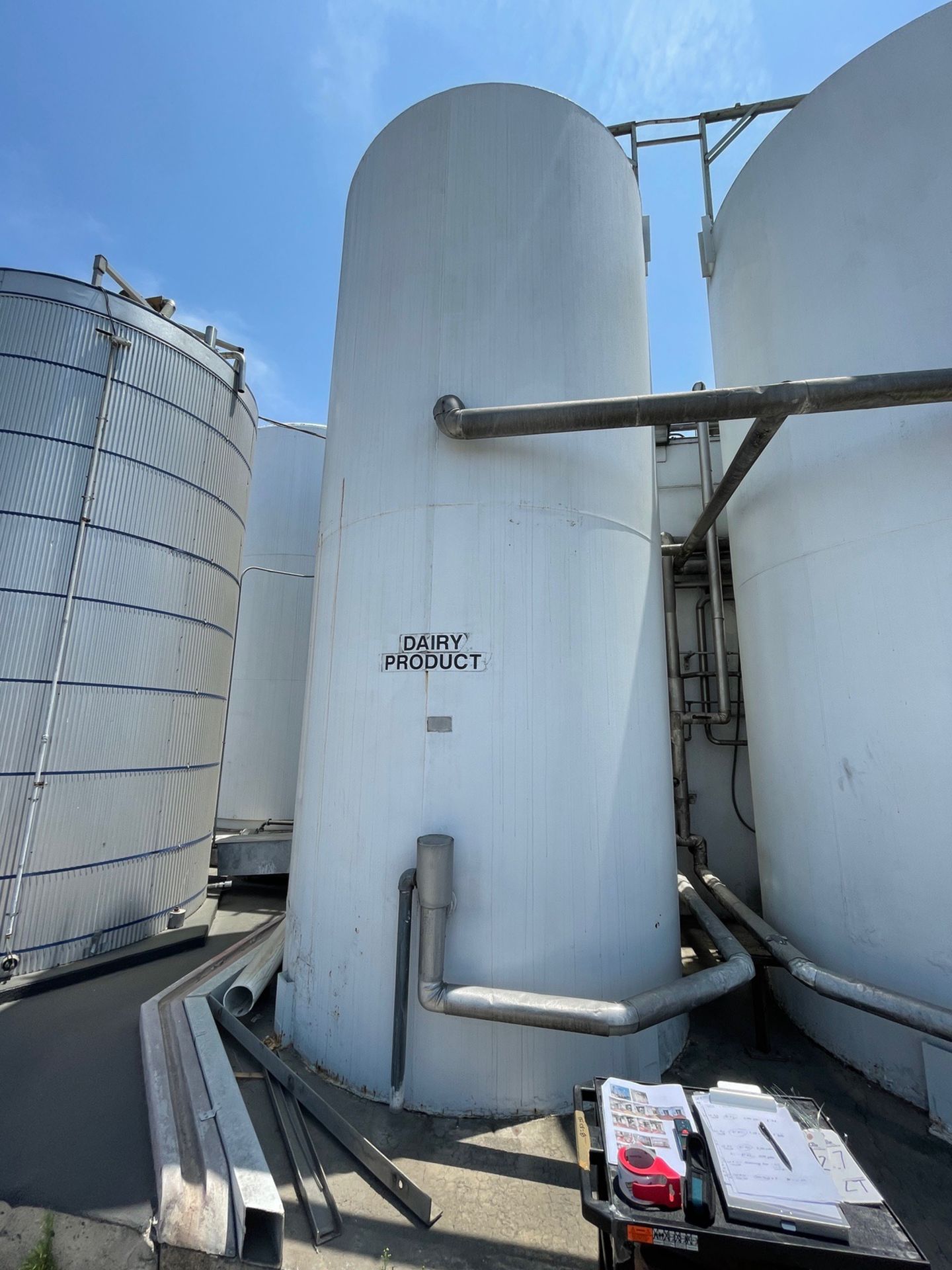 6,000 Gallon Cherry Burrell Jacketed Silo, Top Mounted Vertical Agitator, Approx. 8' | Rig Fee $6500