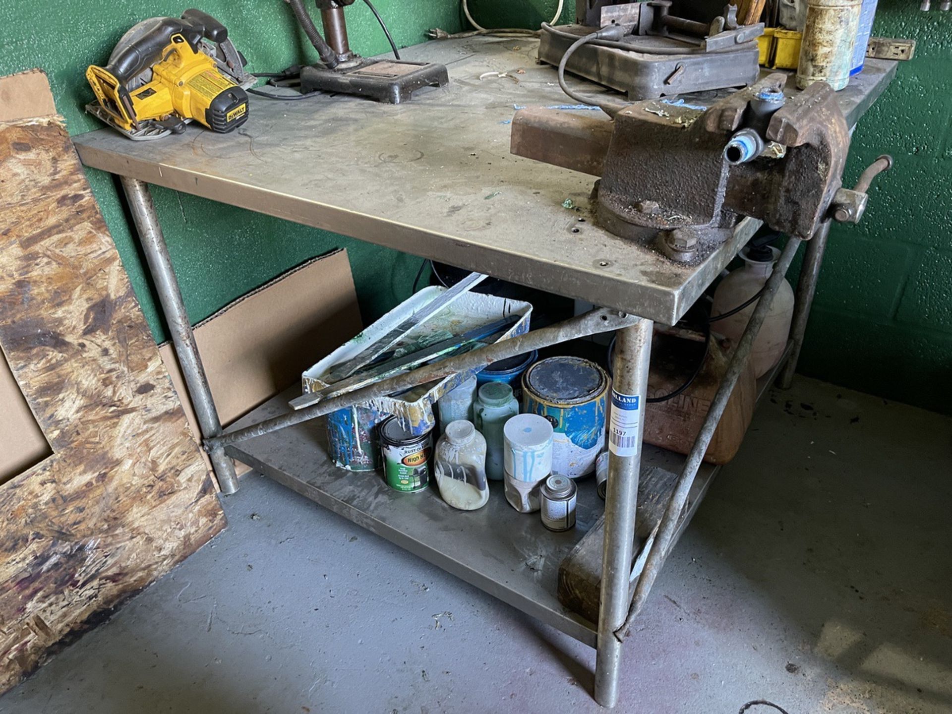 Steel Table, 44" x 48" x 33" w/ 6" Table Vise - Subj to Bulk | Rig Fee $10