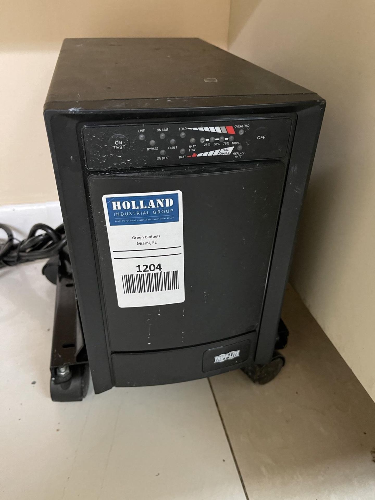 ThinkLite Model SU750XL Server , 120V, 6.25A, To include (6) Dell Mon - Subj to Bulk | Rig Fee $25